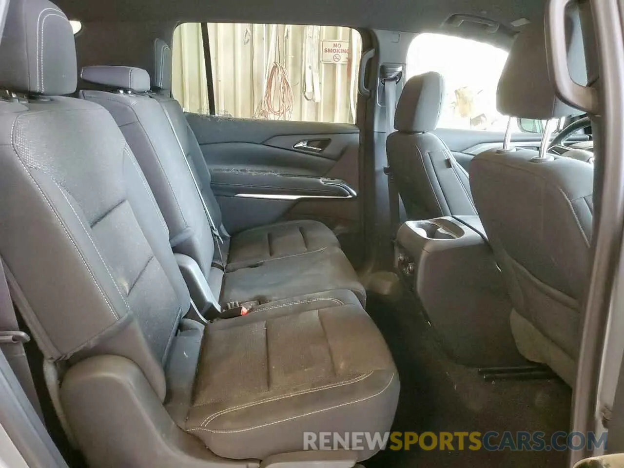 11 Photograph of a damaged car 1GNEREKS9RJ164434 CHEVROLET TRAVERSE 2024