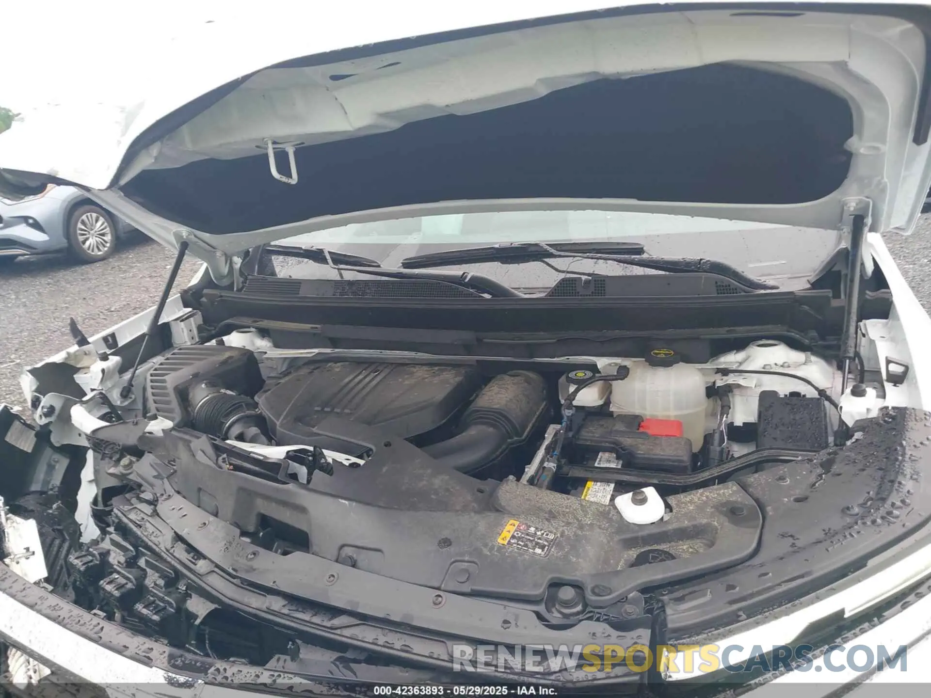 10 Photograph of a damaged car 1GNEREKSXRJ157072 CHEVROLET TRAVERSE 2024