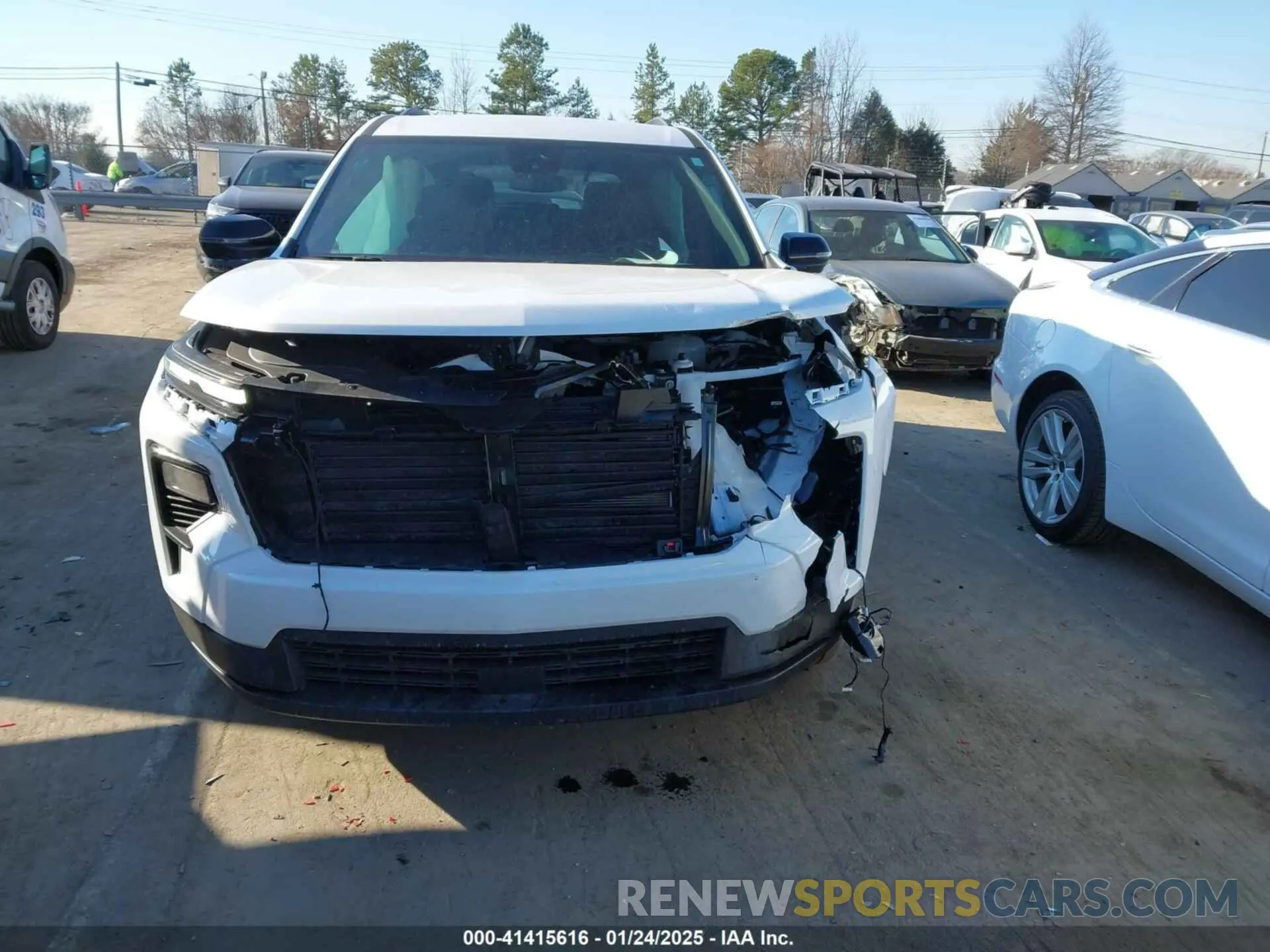 12 Photograph of a damaged car 1GNERGKS0RJ153334 CHEVROLET TRAVERSE 2024