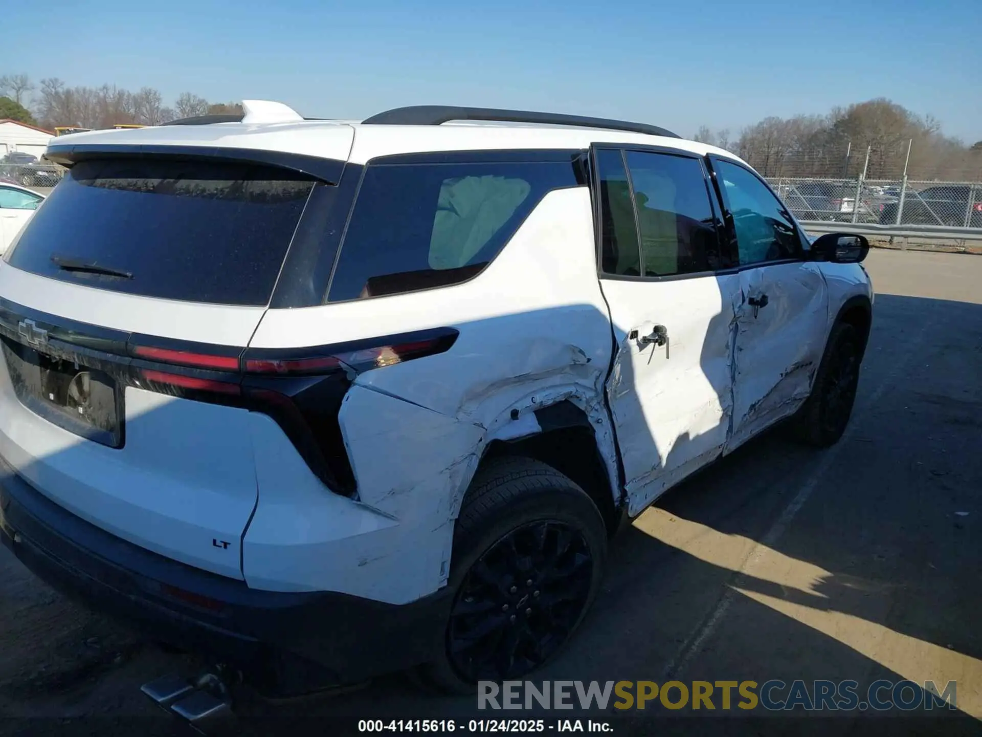 4 Photograph of a damaged car 1GNERGKS0RJ153334 CHEVROLET TRAVERSE 2024