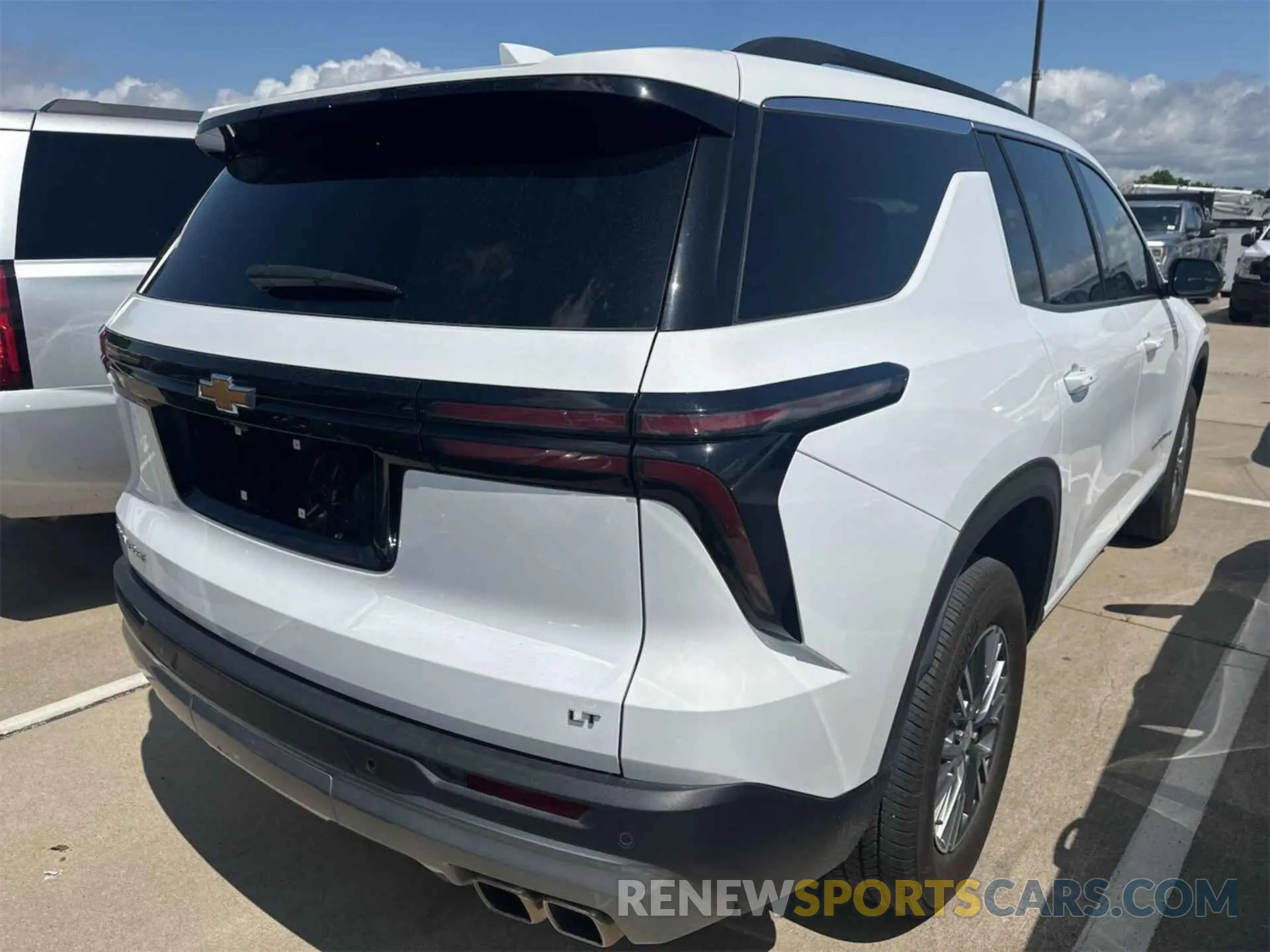 13 Photograph of a damaged car 1GNERGKS0RJ164740 CHEVROLET TRAVERSE 2024