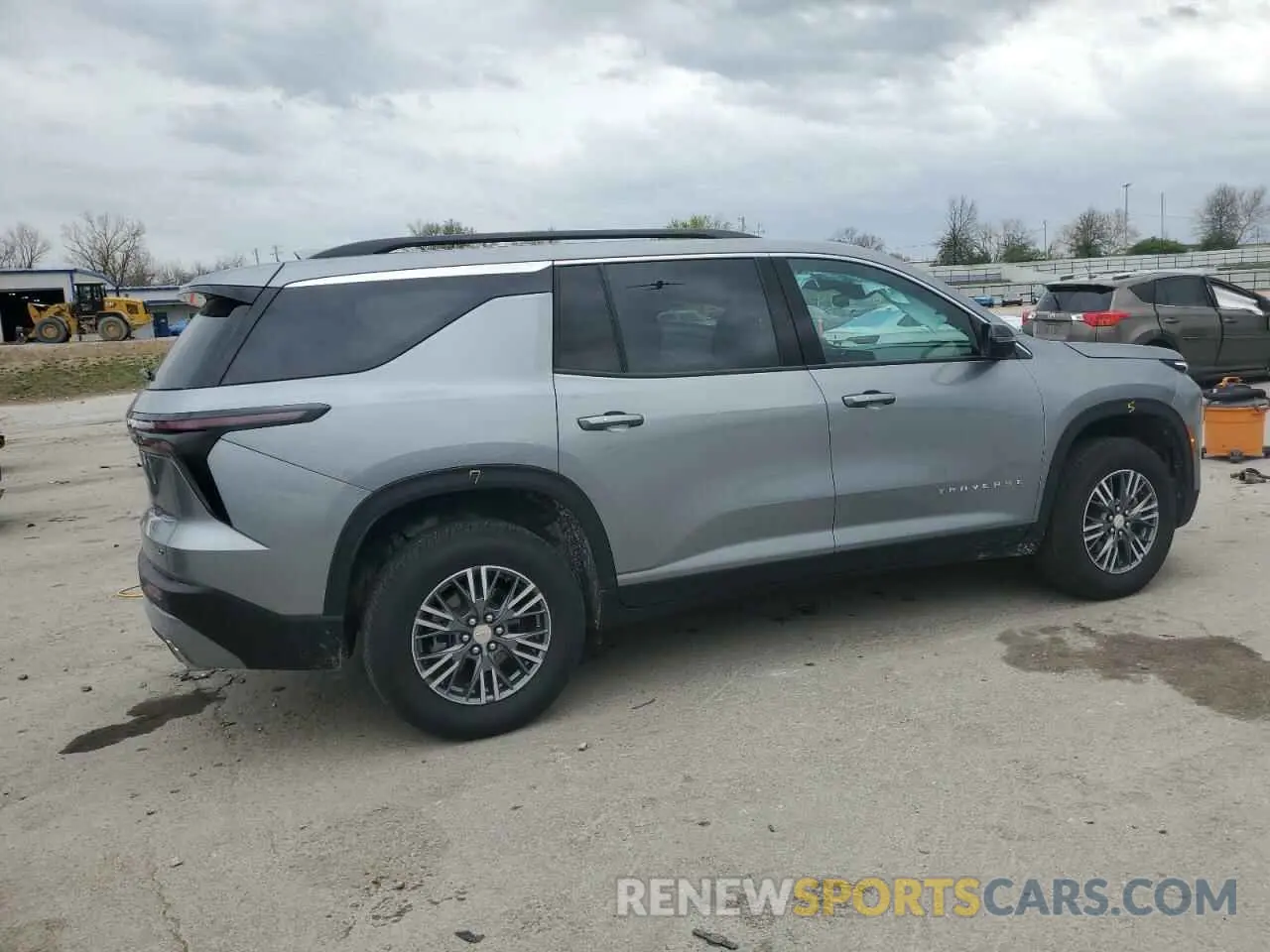 3 Photograph of a damaged car 1GNERGKS0RJ235242 CHEVROLET TRAVERSE 2024