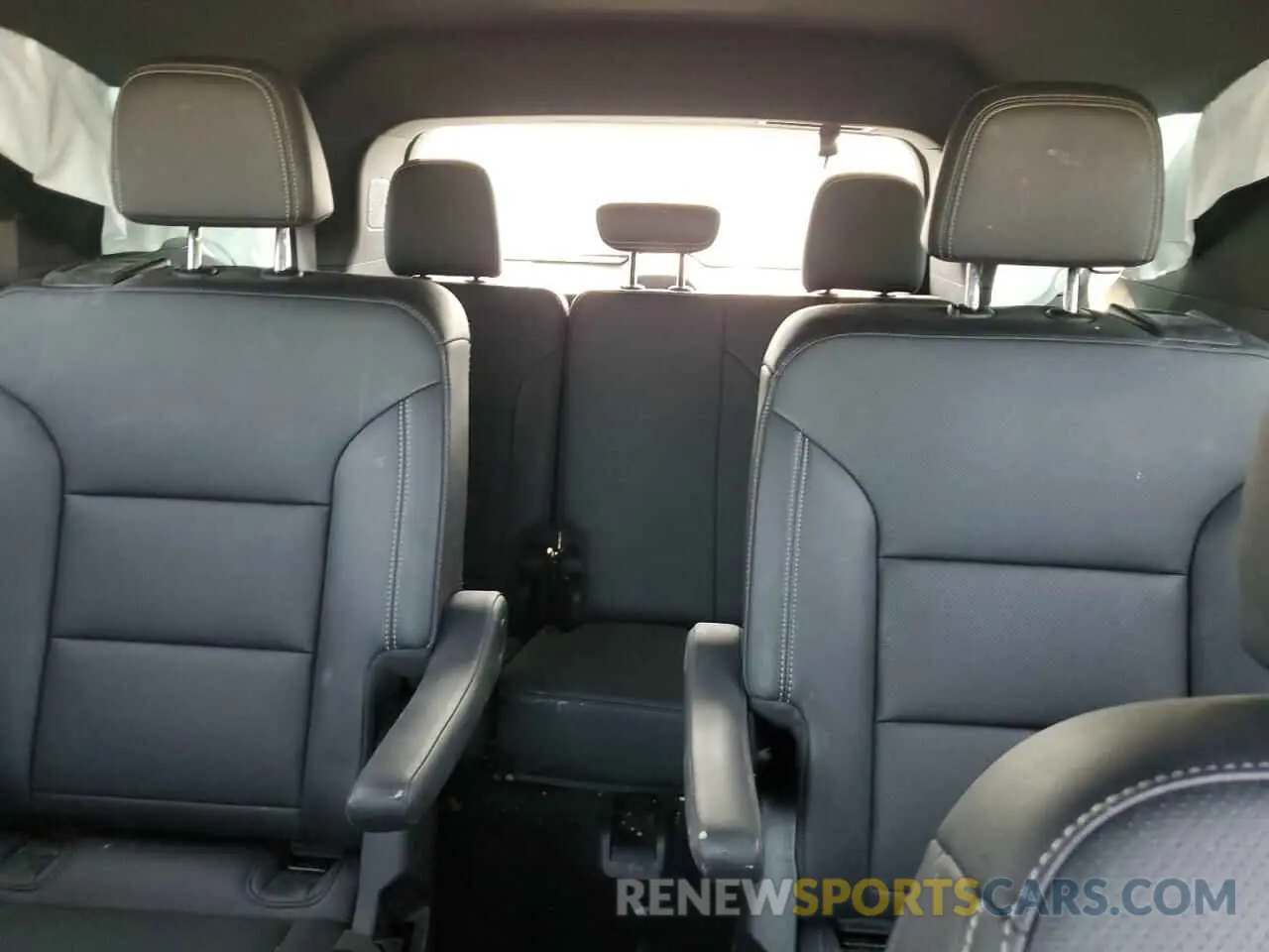 10 Photograph of a damaged car 1GNERGKS2RJ163749 CHEVROLET TRAVERSE 2024