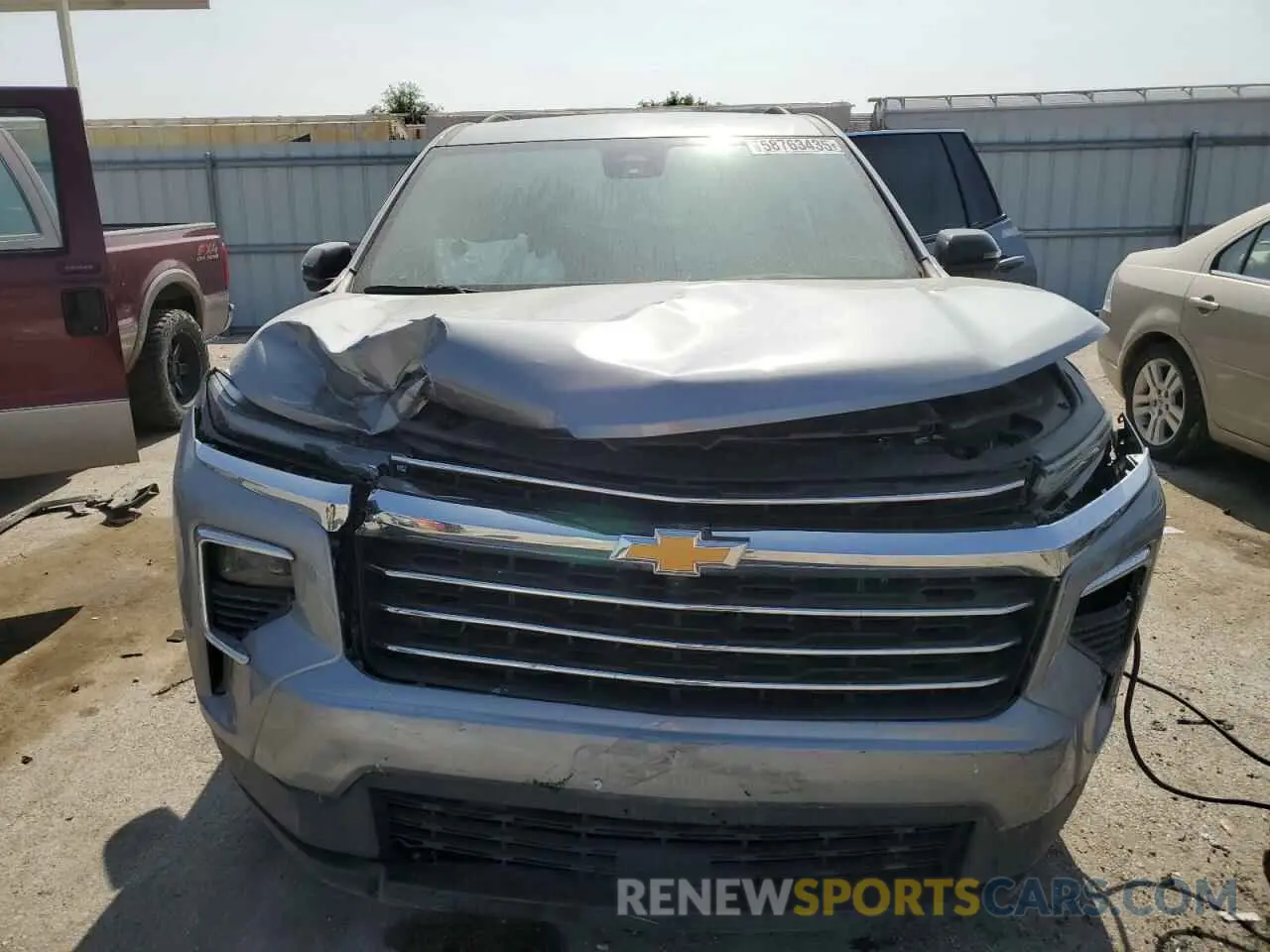 5 Photograph of a damaged car 1GNERGKS2RJ163749 CHEVROLET TRAVERSE 2024