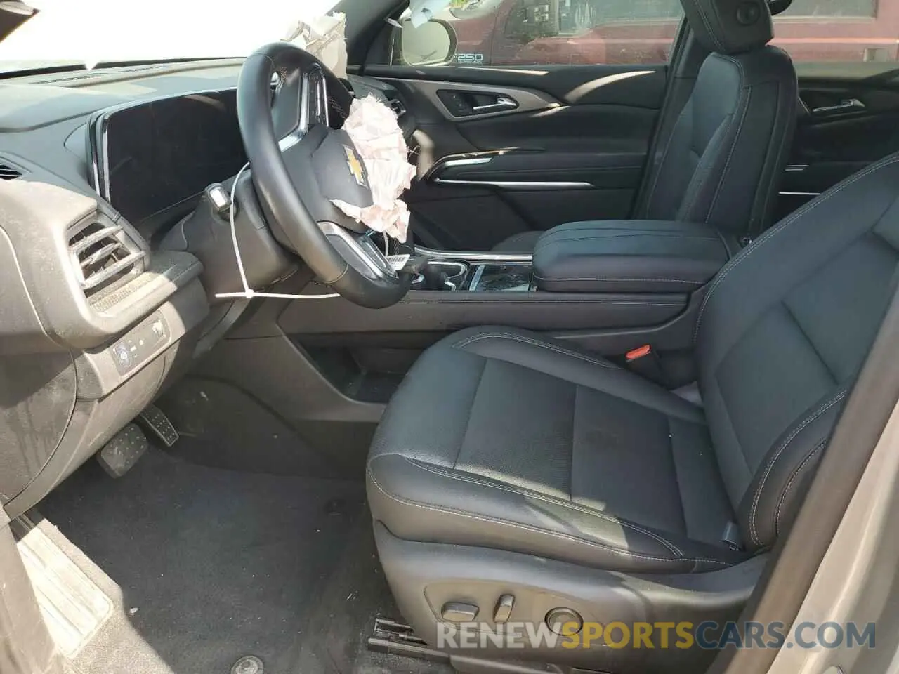 7 Photograph of a damaged car 1GNERGKS2RJ163749 CHEVROLET TRAVERSE 2024