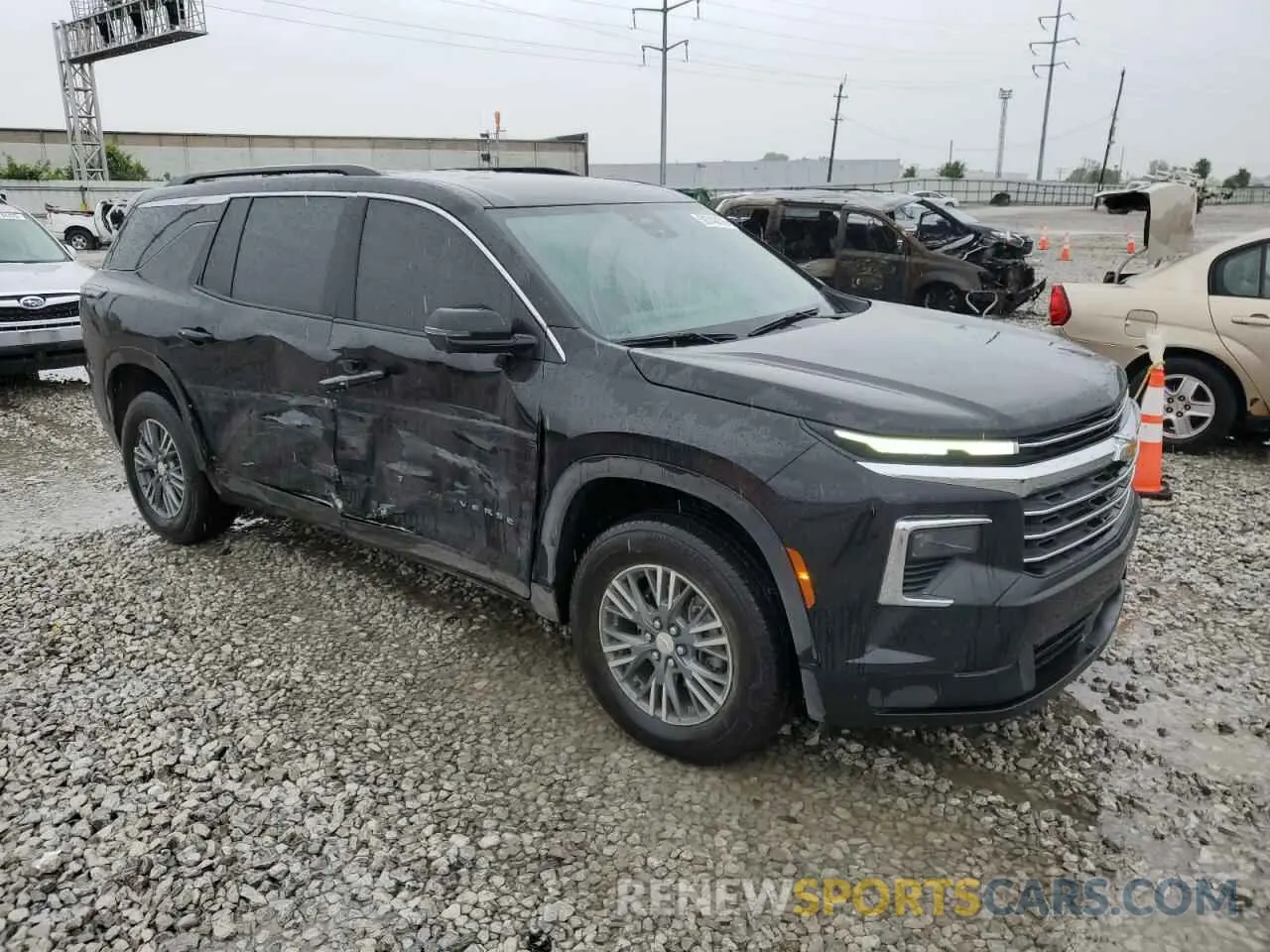 4 Photograph of a damaged car 1GNERGKS2RJ214036 CHEVROLET TRAVERSE 2024