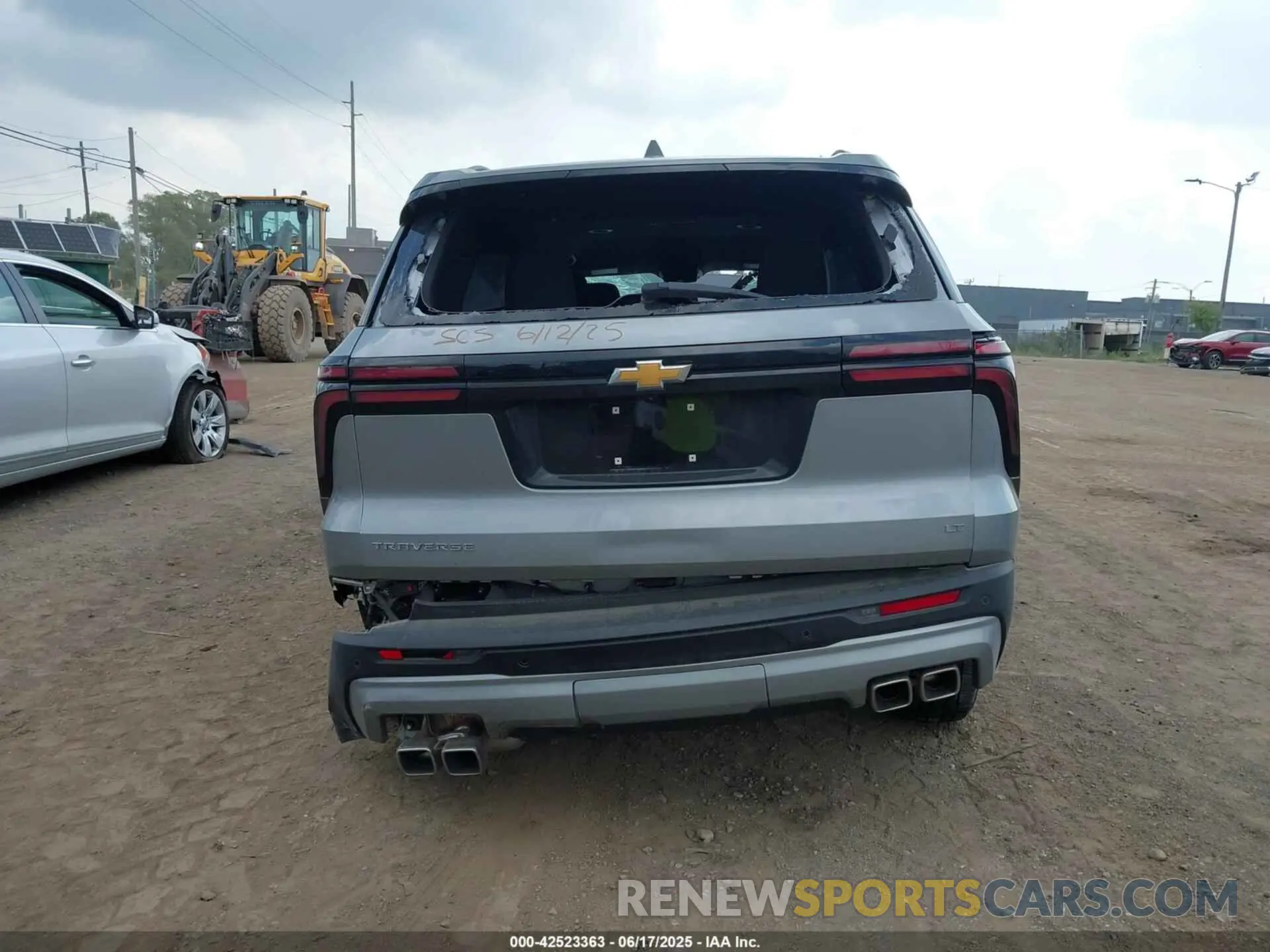 15 Photograph of a damaged car 1GNERGKS3RJ143655 CHEVROLET TRAVERSE 2024