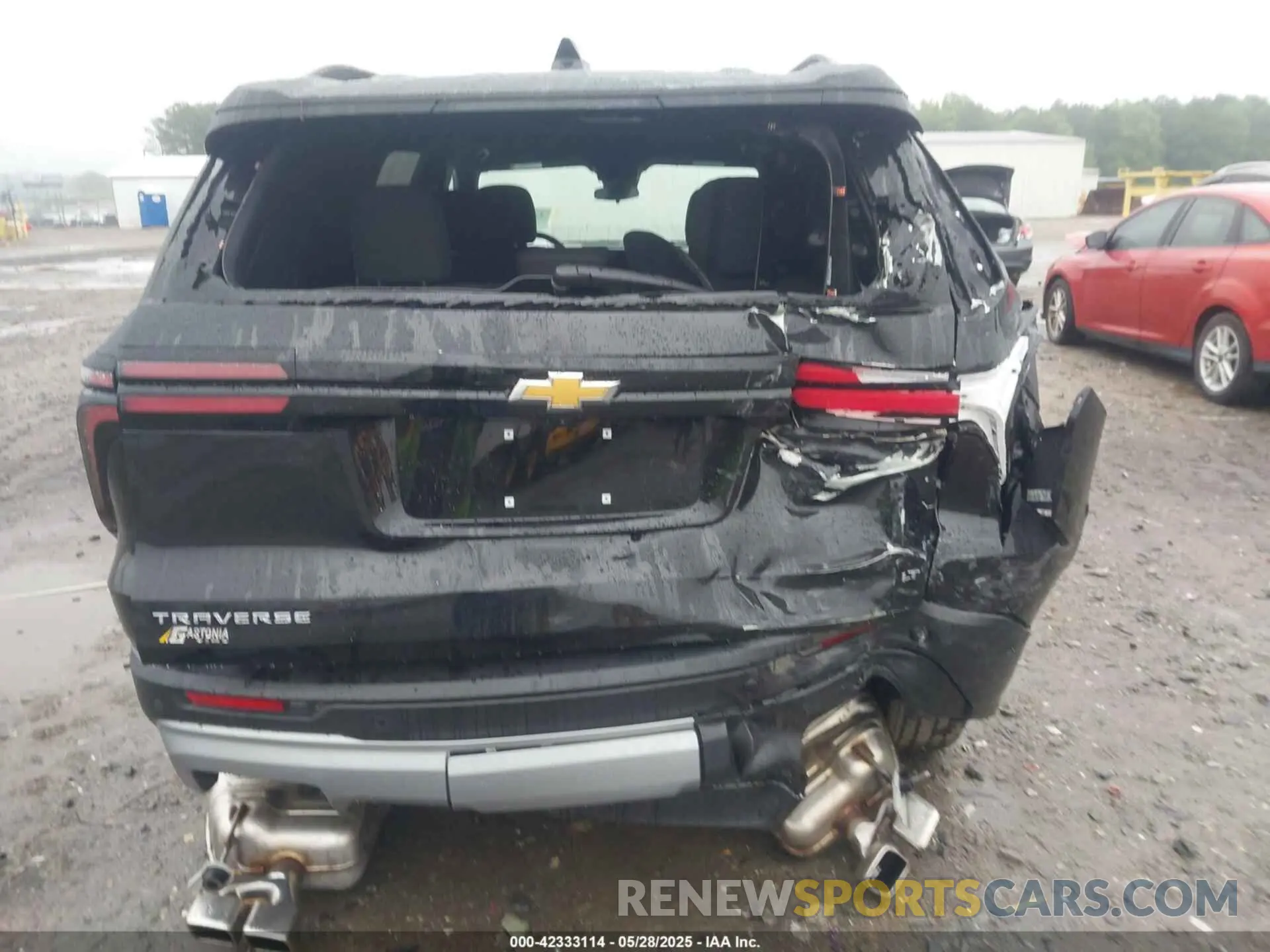 16 Photograph of a damaged car 1GNERGKS4RJ169875 CHEVROLET TRAVERSE 2024