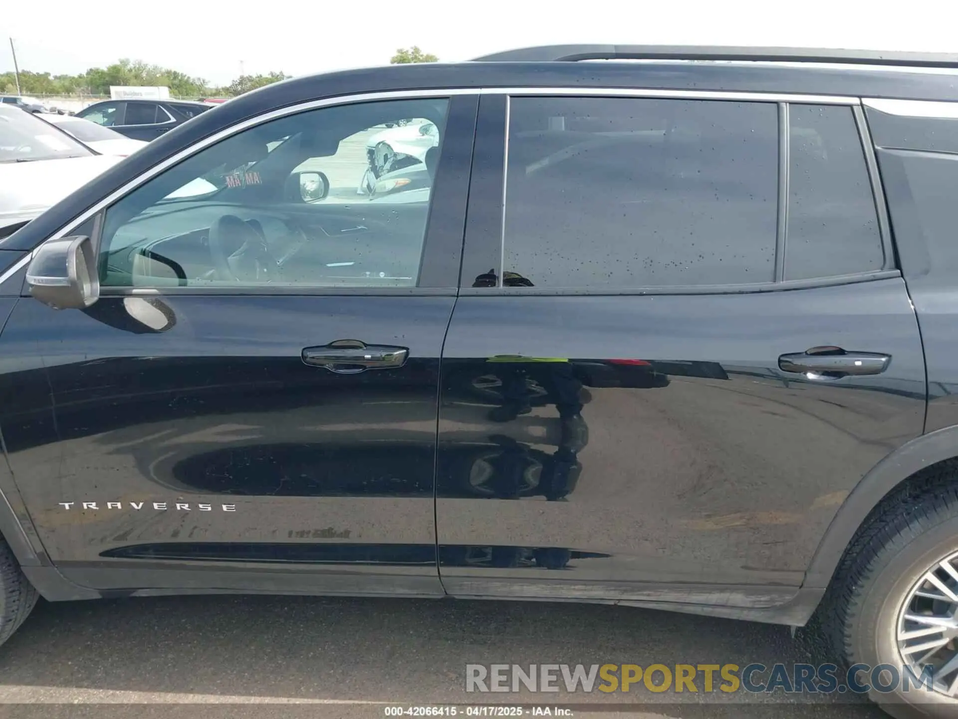 14 Photograph of a damaged car 1GNERGKS5RJ176849 CHEVROLET TRAVERSE 2024