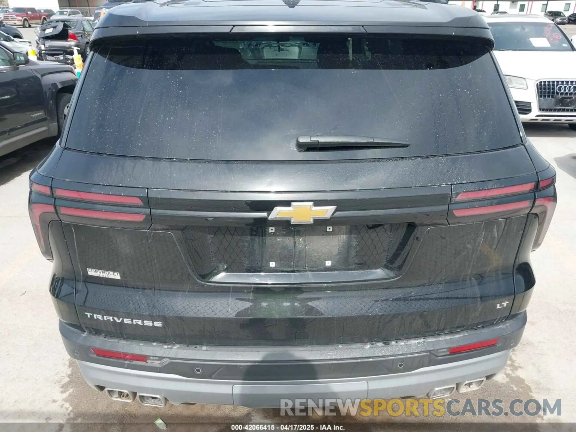 16 Photograph of a damaged car 1GNERGKS5RJ176849 CHEVROLET TRAVERSE 2024