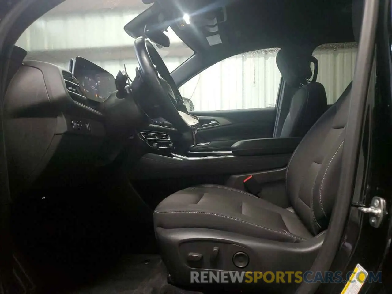 7 Photograph of a damaged car 1GNERGKS8RJ165182 CHEVROLET TRAVERSE 2024
