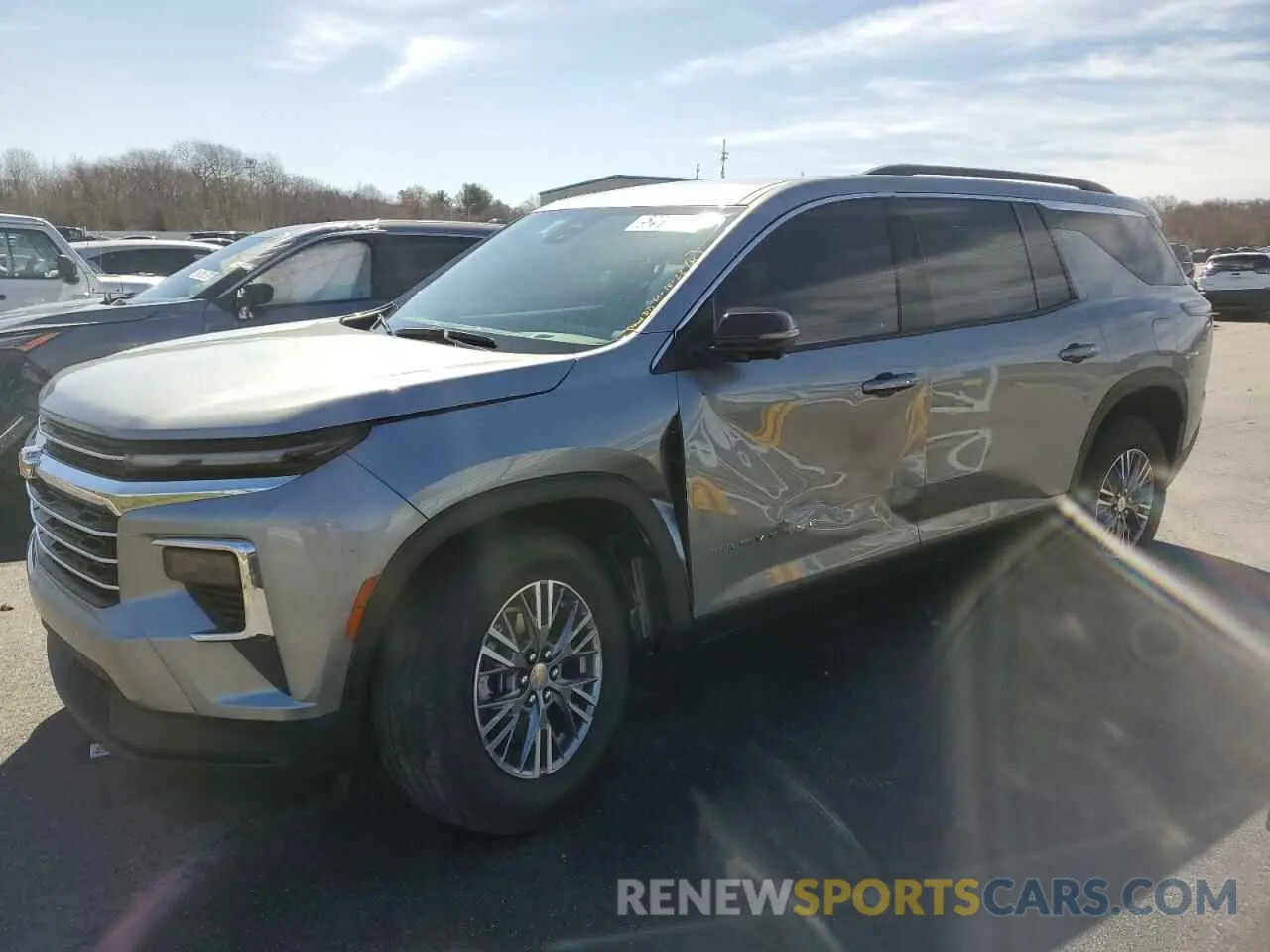 1 Photograph of a damaged car 1GNERGKS9RJ163604 CHEVROLET TRAVERSE 2024