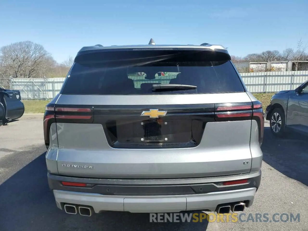 6 Photograph of a damaged car 1GNERGKS9RJ163604 CHEVROLET TRAVERSE 2024