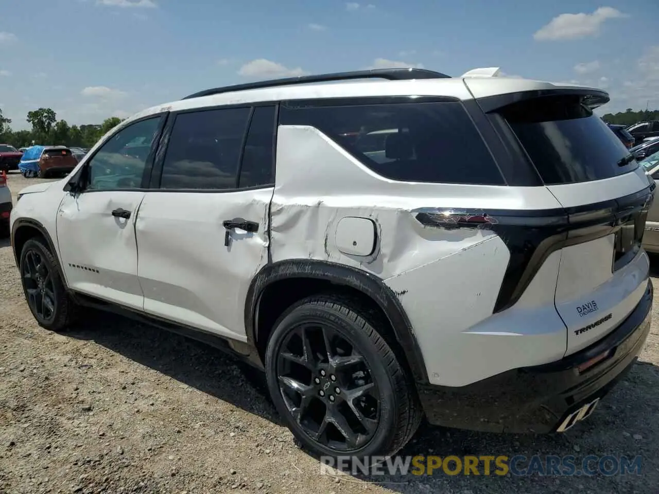 2 Photograph of a damaged car 1GNERLKS5RJ227677 CHEVROLET TRAVERSE 2024