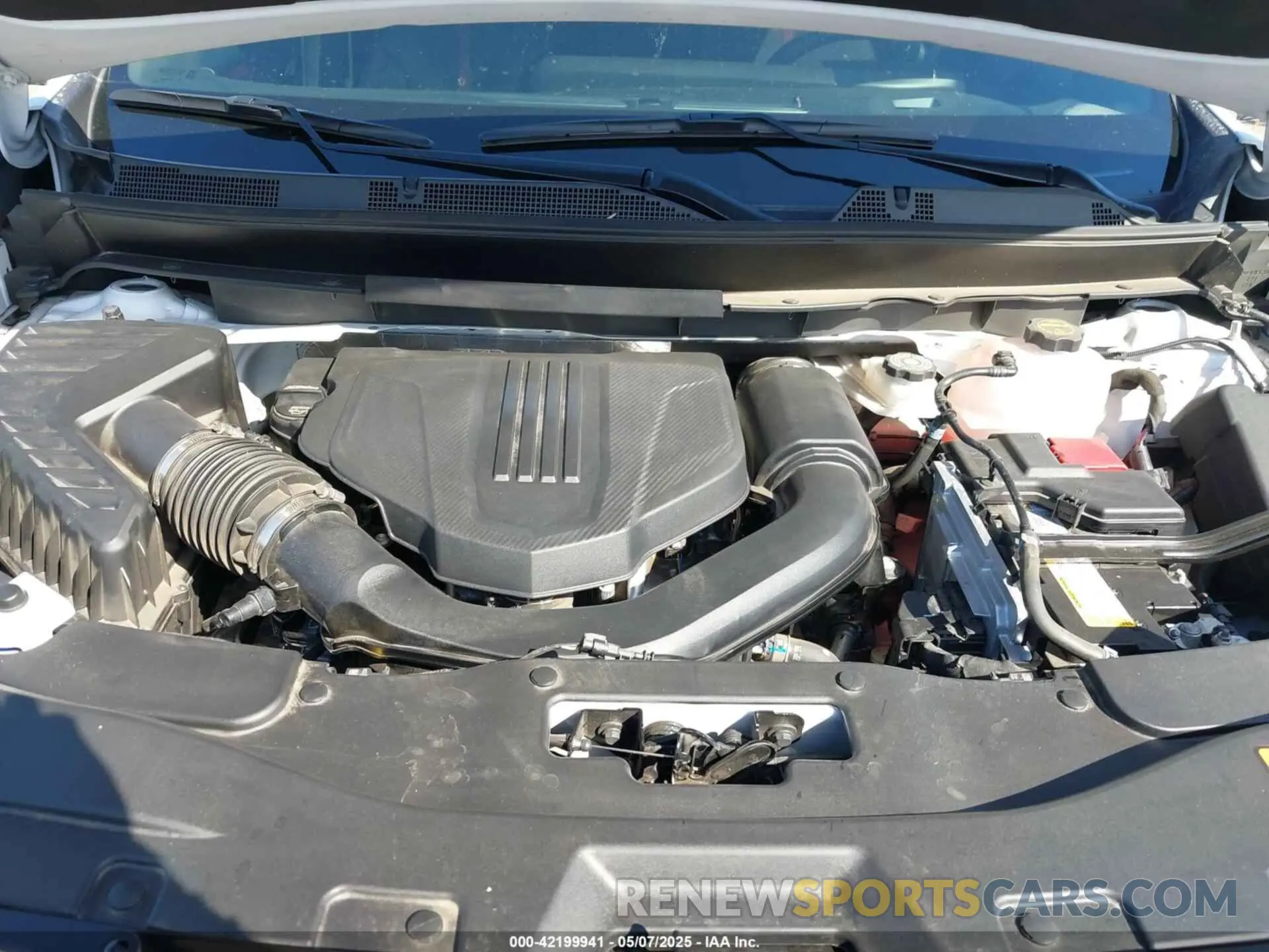 10 Photograph of a damaged car 1GNERLKS7RJ224084 CHEVROLET TRAVERSE 2024