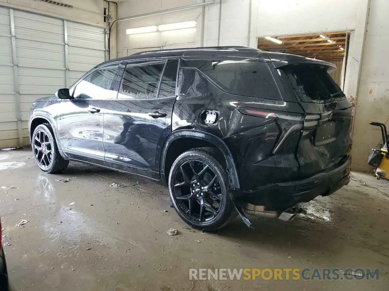 2 Photograph of a damaged car 1GNERLKS7RJ232783 CHEVROLET TRAVERSE 2024