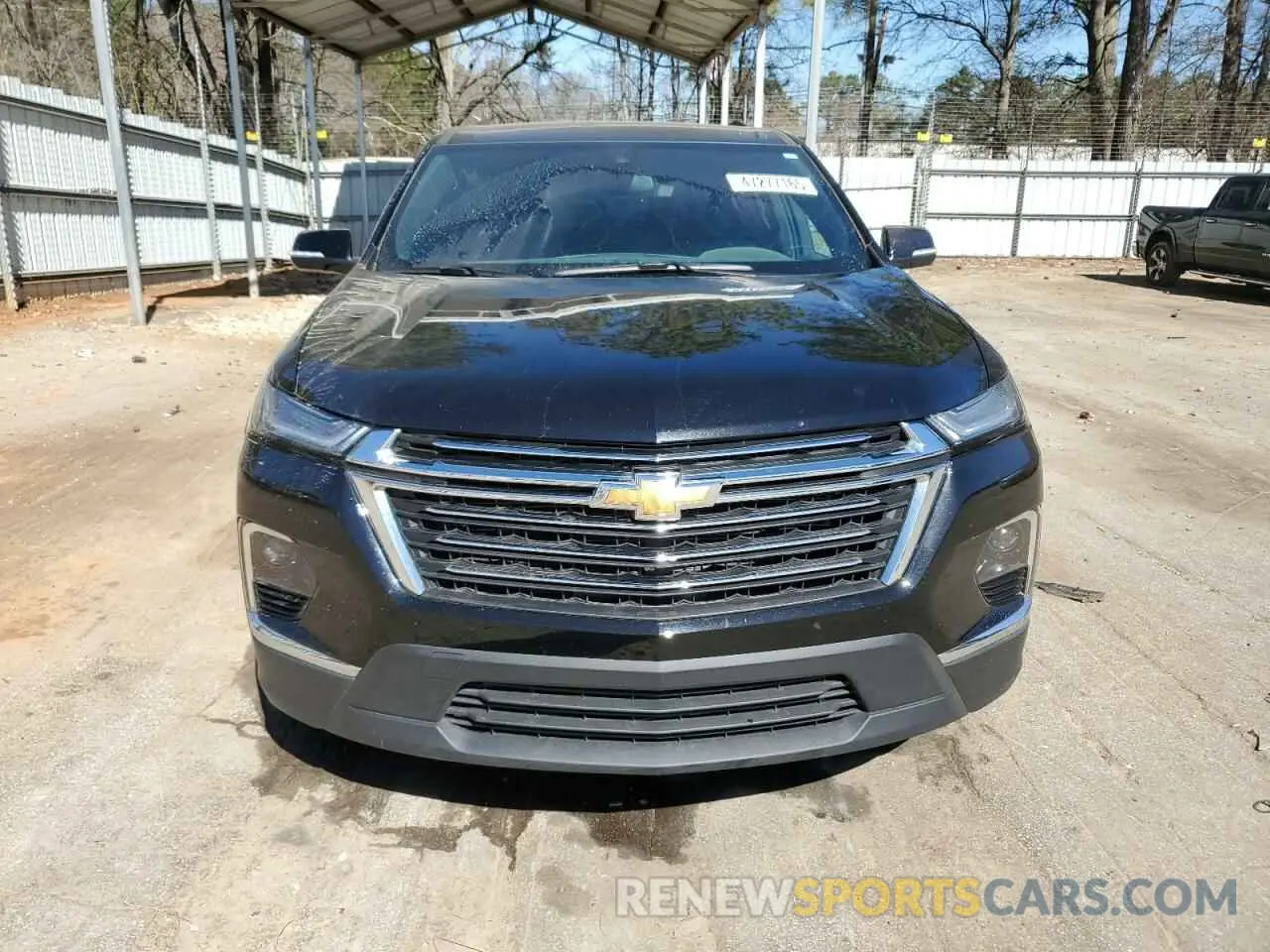 5 Photograph of a damaged car 1GNESVKW4RJ130084 CHEVROLET TRAVERSE 2024