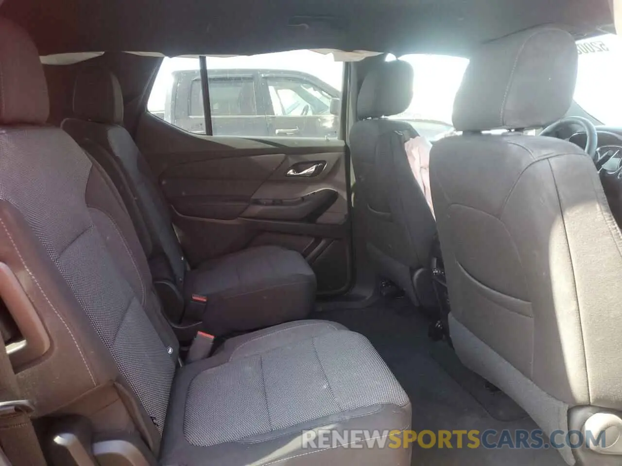 11 Photograph of a damaged car 1GNETVKW4RJ130910 CHEVROLET TRAVERSE 2024