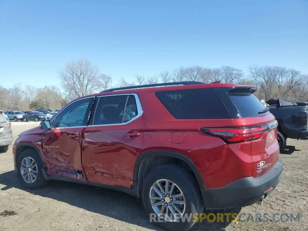 2 Photograph of a damaged car 1GNETVKW4RJ130910 CHEVROLET TRAVERSE 2024
