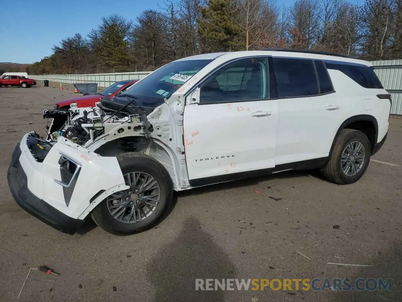 1 Photograph of a damaged car 1GNEVGKS7RJ188223 CHEVROLET TRAVERSE 2024