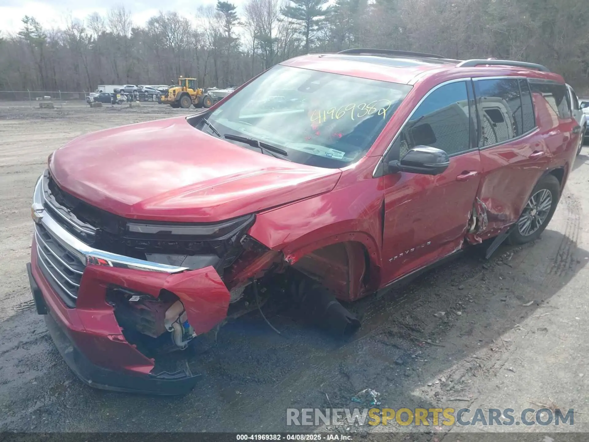 2 Photograph of a damaged car 1GNEVGKS8RJ195195 CHEVROLET TRAVERSE 2024
