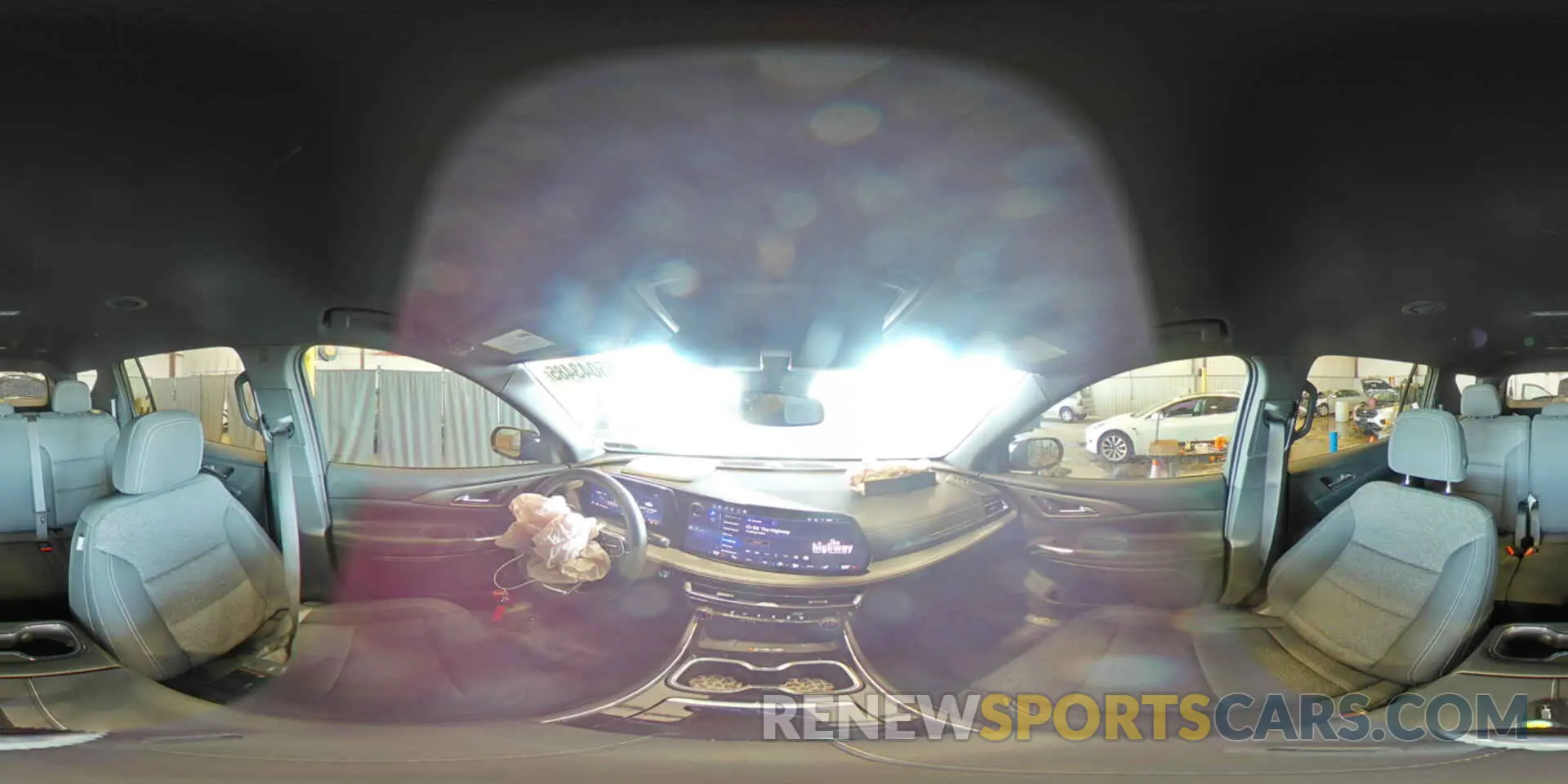 15 Photograph of a damaged car 1GNEVGKSXRJ228505 CHEVROLET TRAVERSE 2024