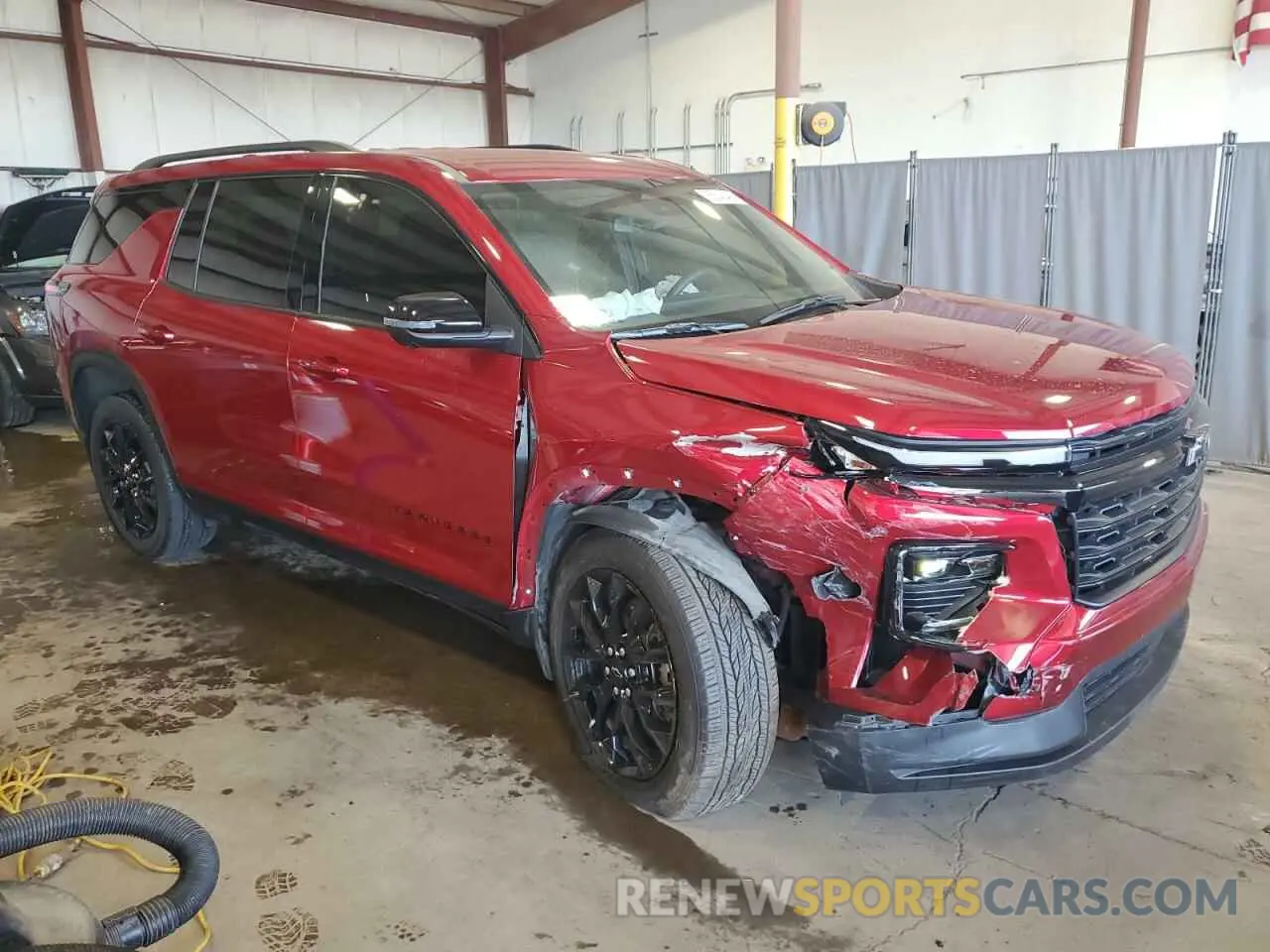 4 Photograph of a damaged car 1GNEVGKSXRJ228505 CHEVROLET TRAVERSE 2024