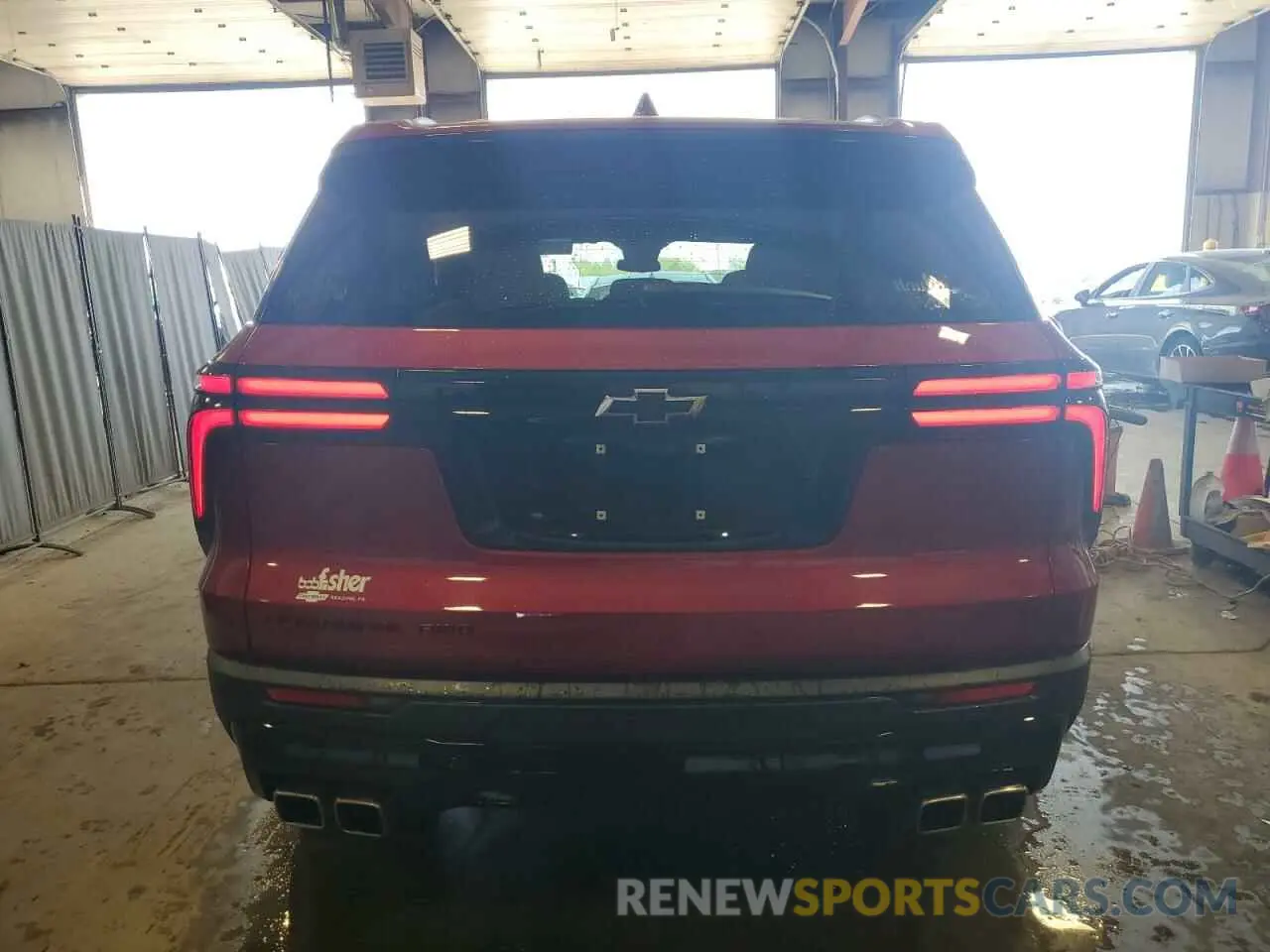 6 Photograph of a damaged car 1GNEVGKSXRJ228505 CHEVROLET TRAVERSE 2024