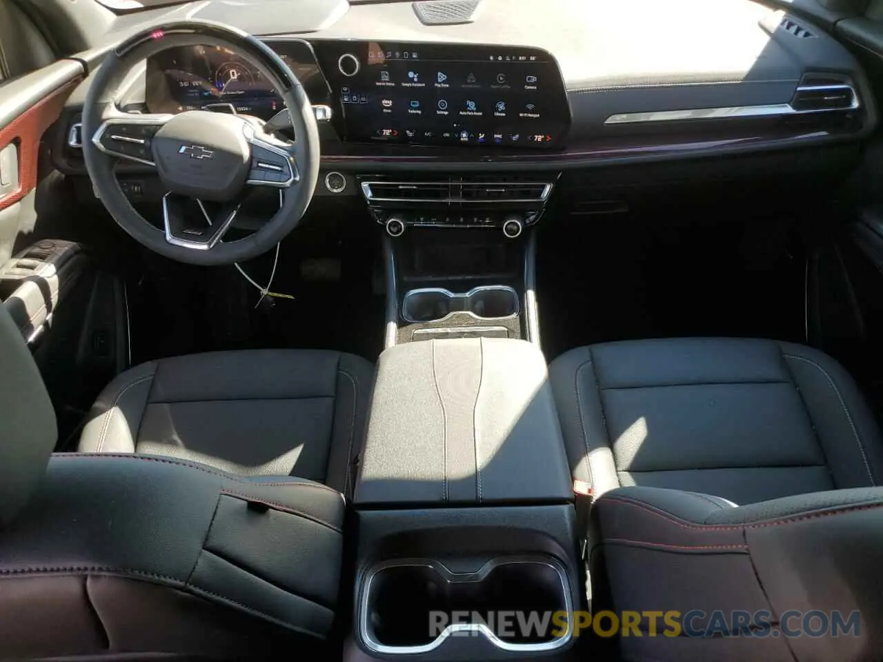 8 Photograph of a damaged car 1GNEVJKSXRJ178640 CHEVROLET TRAVERSE 2024