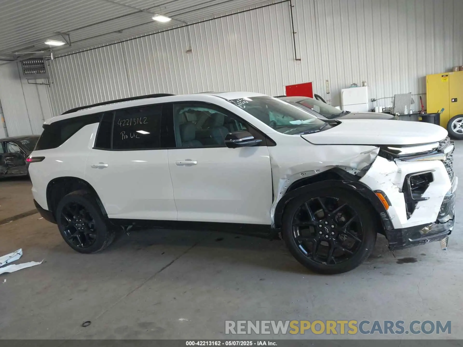 13 Photograph of a damaged car 1GNEVLKS7RJ234285 CHEVROLET TRAVERSE 2024