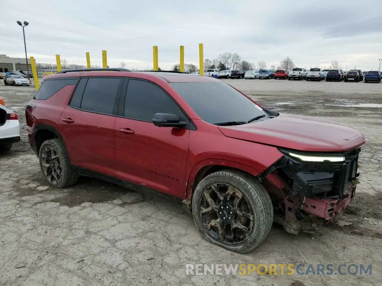 4 Photograph of a damaged car 1GNEVLKSXRJ163714 CHEVROLET TRAVERSE 2024