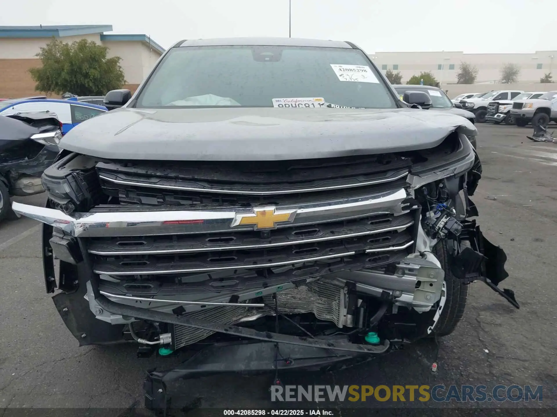 13 Photograph of a damaged car 1GNERGRS0SJ129076 CHEVROLET TRAVERSE 2025