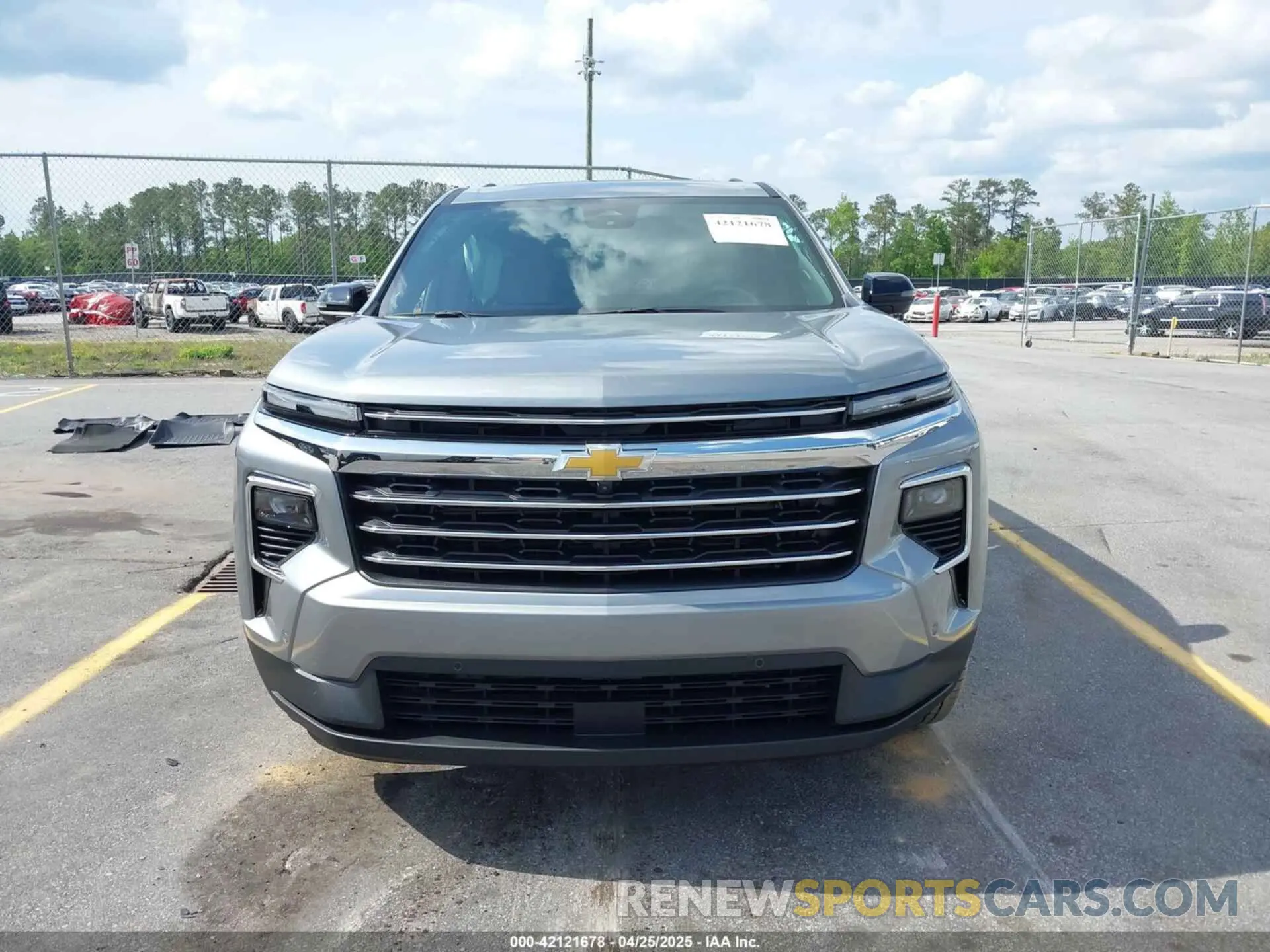 12 Photograph of a damaged car 1GNERGRS0SJ212832 CHEVROLET TRAVERSE 2025