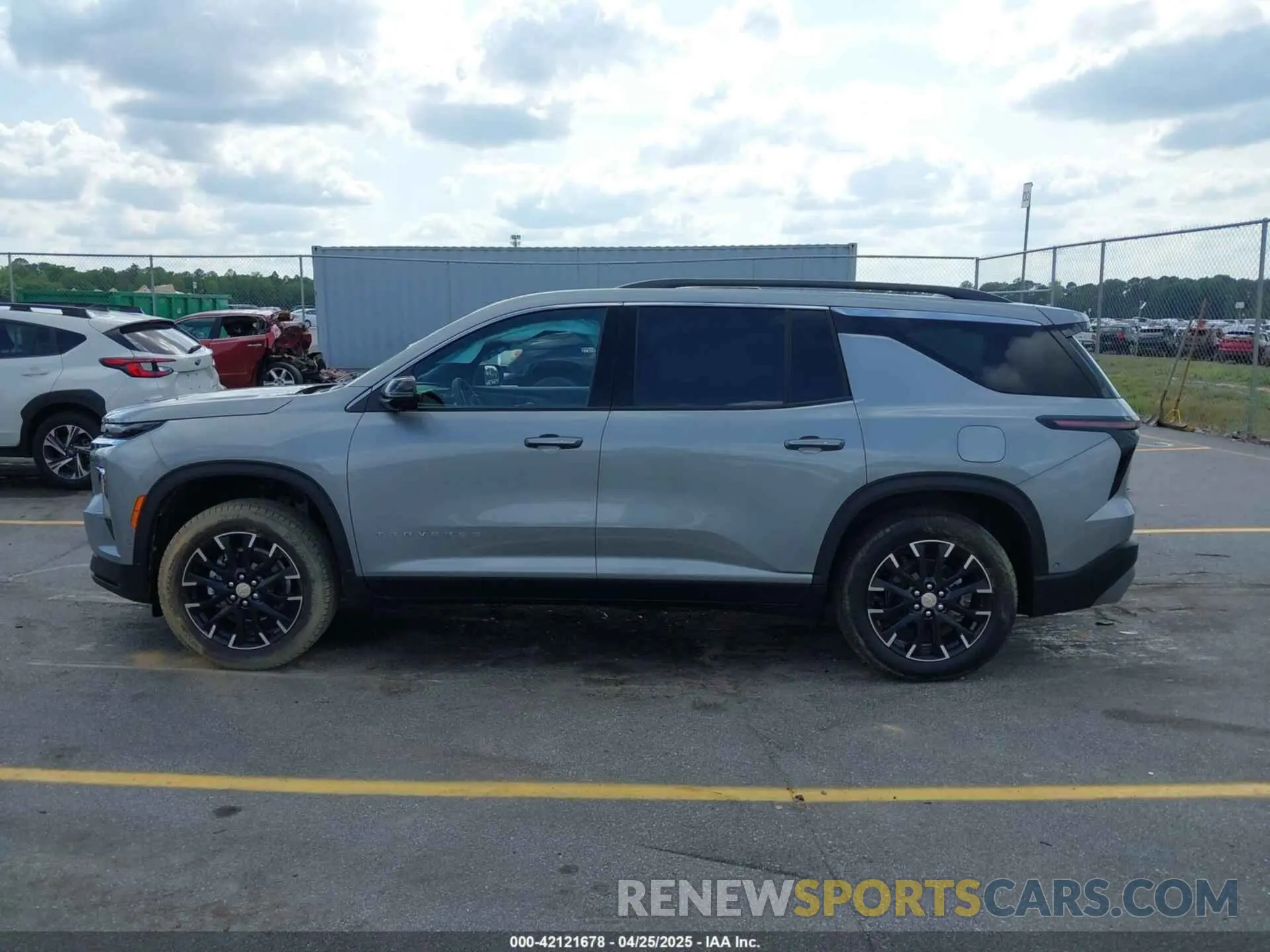 14 Photograph of a damaged car 1GNERGRS0SJ212832 CHEVROLET TRAVERSE 2025