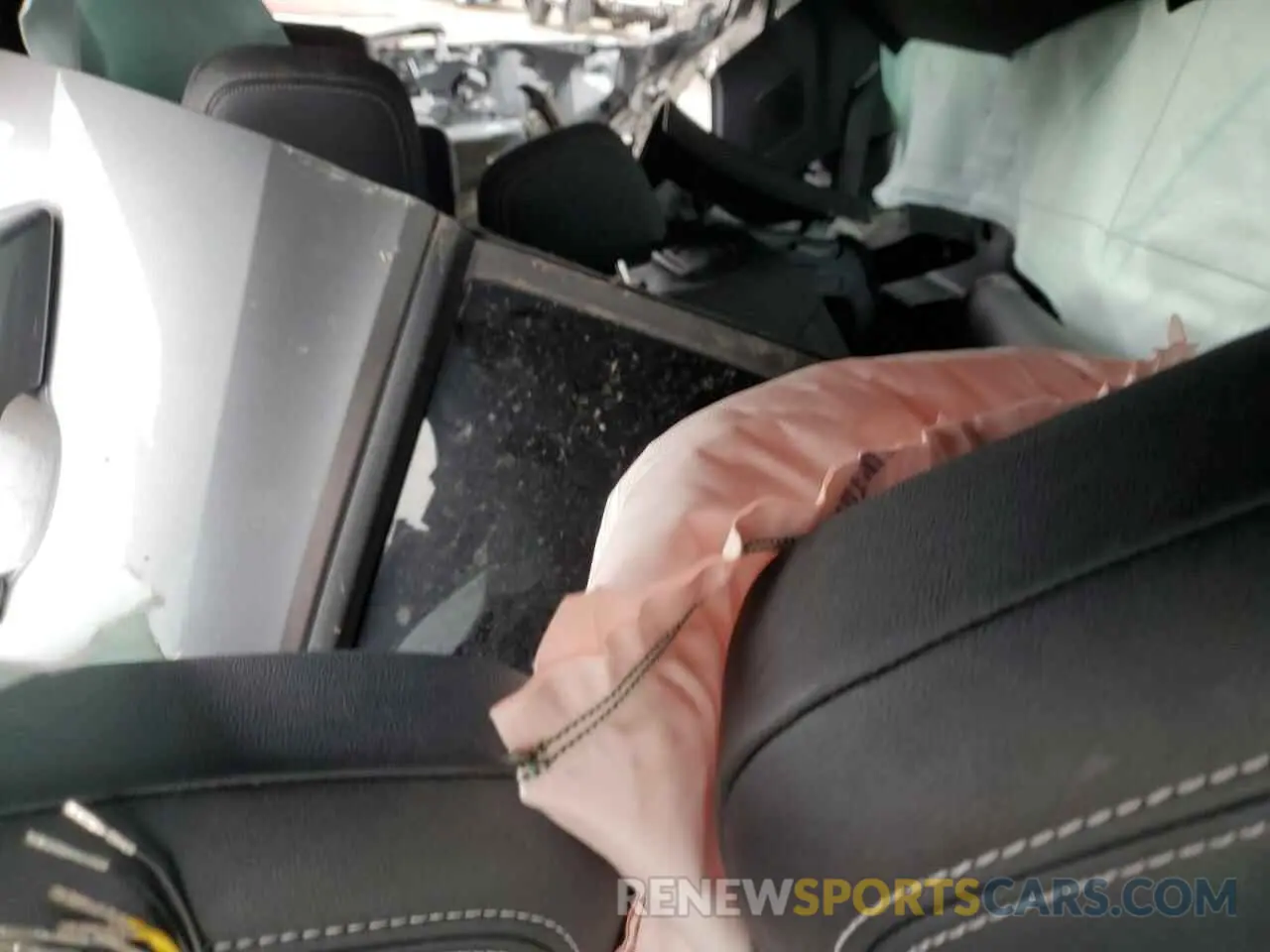 10 Photograph of a damaged car 1GNERGRS2SJ126650 CHEVROLET TRAVERSE 2025