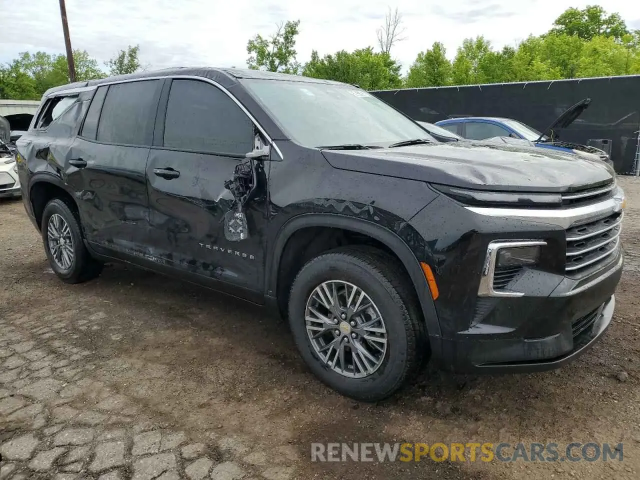 4 Photograph of a damaged car 1GNERGRS4SJ129680 CHEVROLET TRAVERSE 2025