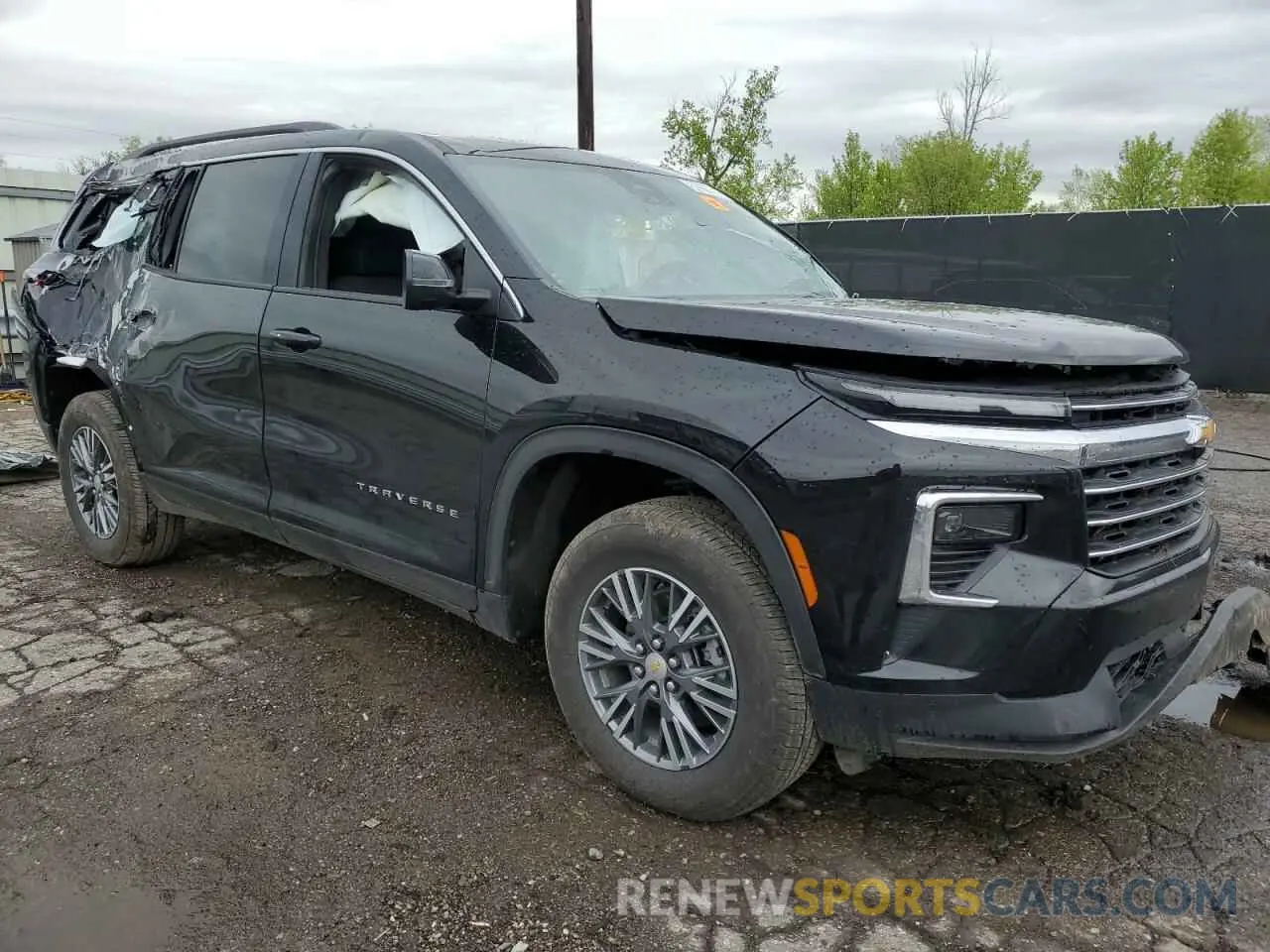 4 Photograph of a damaged car 1GNERGRS7SJ129723 CHEVROLET TRAVERSE 2025