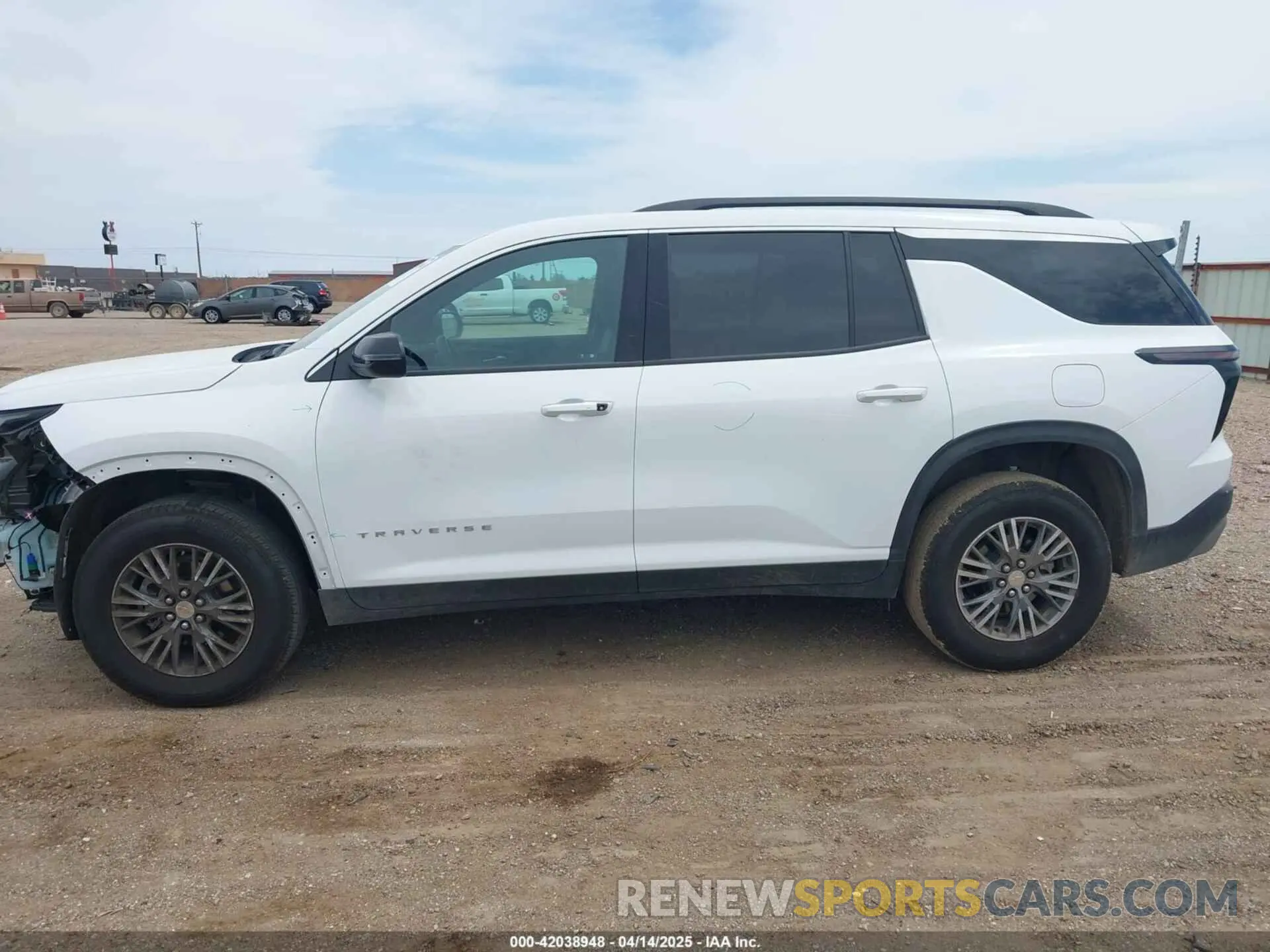 15 Photograph of a damaged car 1GNERGRS8SJ157305 CHEVROLET TRAVERSE 2025