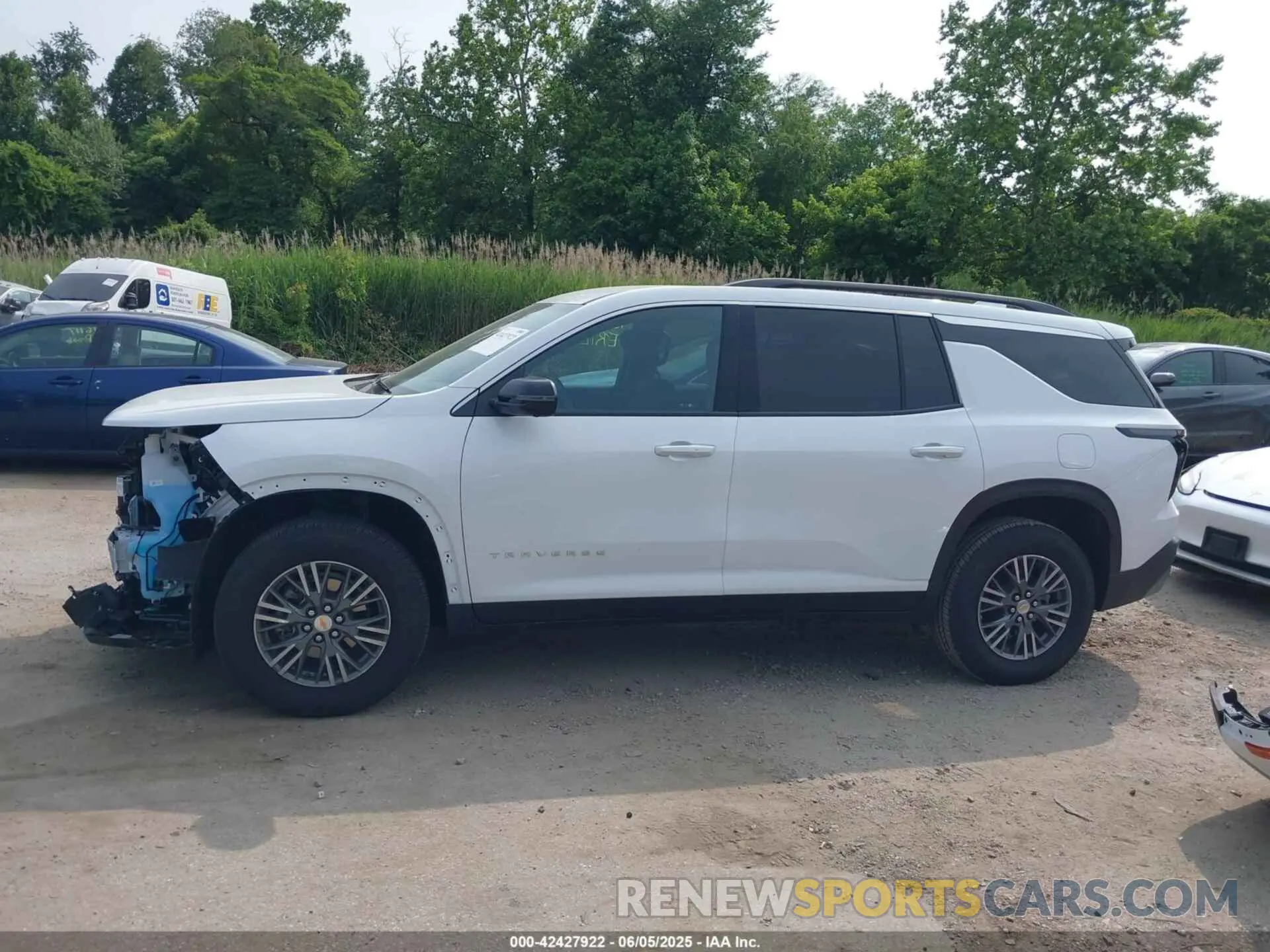15 Photograph of a damaged car 1GNERGRS8SJ171334 CHEVROLET TRAVERSE 2025