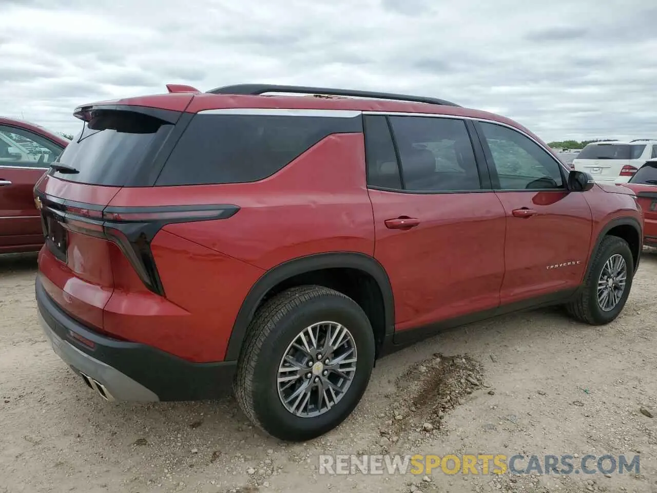 3 Photograph of a damaged car 1GNERGRS8SJ186321 CHEVROLET TRAVERSE 2025
