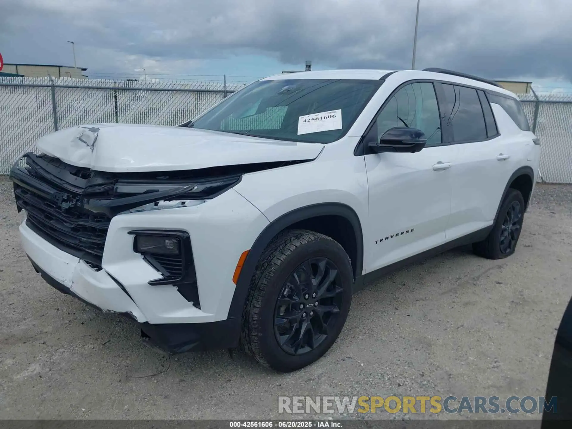 2 Photograph of a damaged car 1GNERGRS8SJ211623 CHEVROLET TRAVERSE 2025