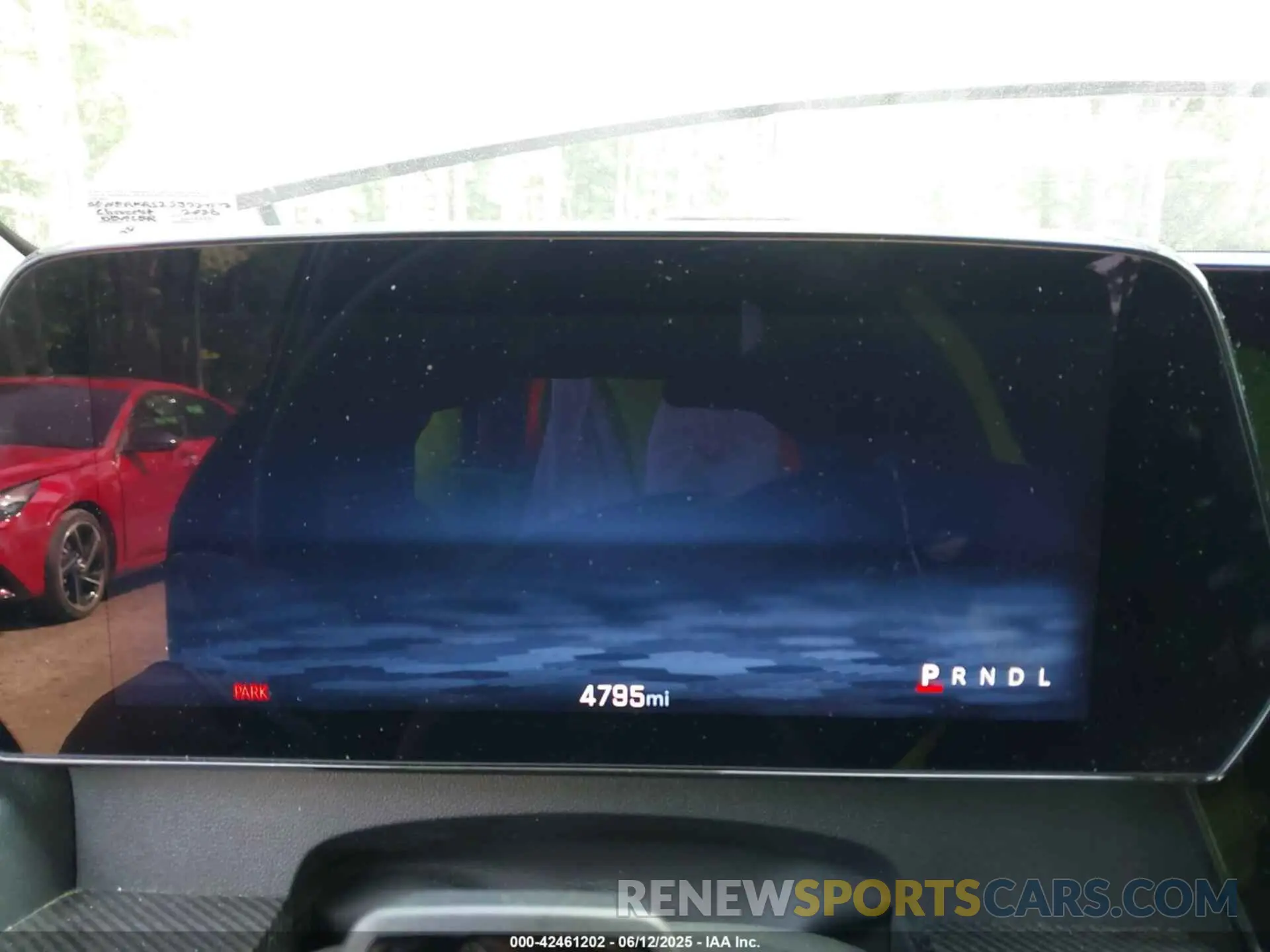 7 Photograph of a damaged car 1GNERKRS2SJ224242 CHEVROLET TRAVERSE 2025