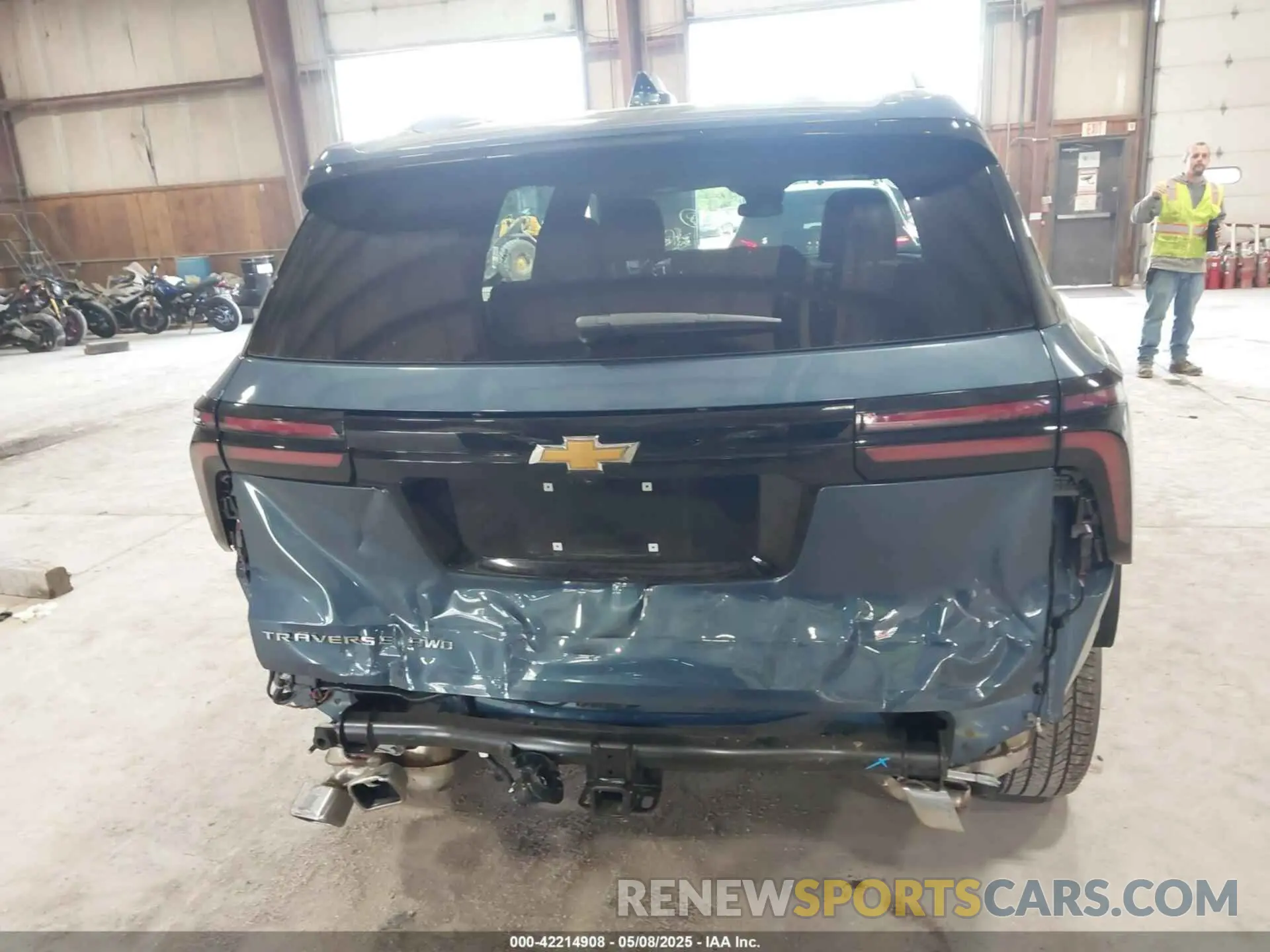 16 Photograph of a damaged car 1GNEVGRS2SJ185659 CHEVROLET TRAVERSE 2025