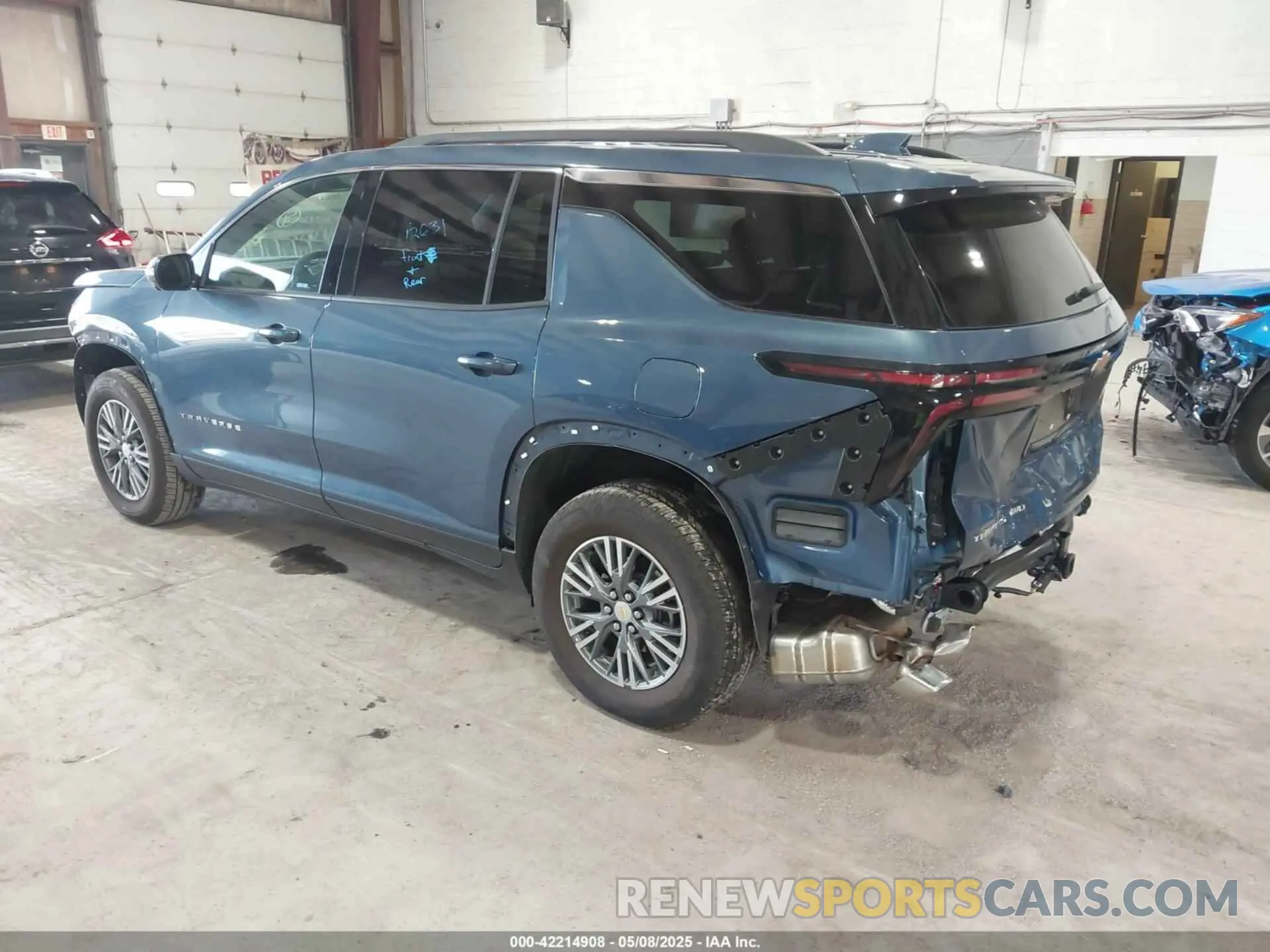 3 Photograph of a damaged car 1GNEVGRS2SJ185659 CHEVROLET TRAVERSE 2025