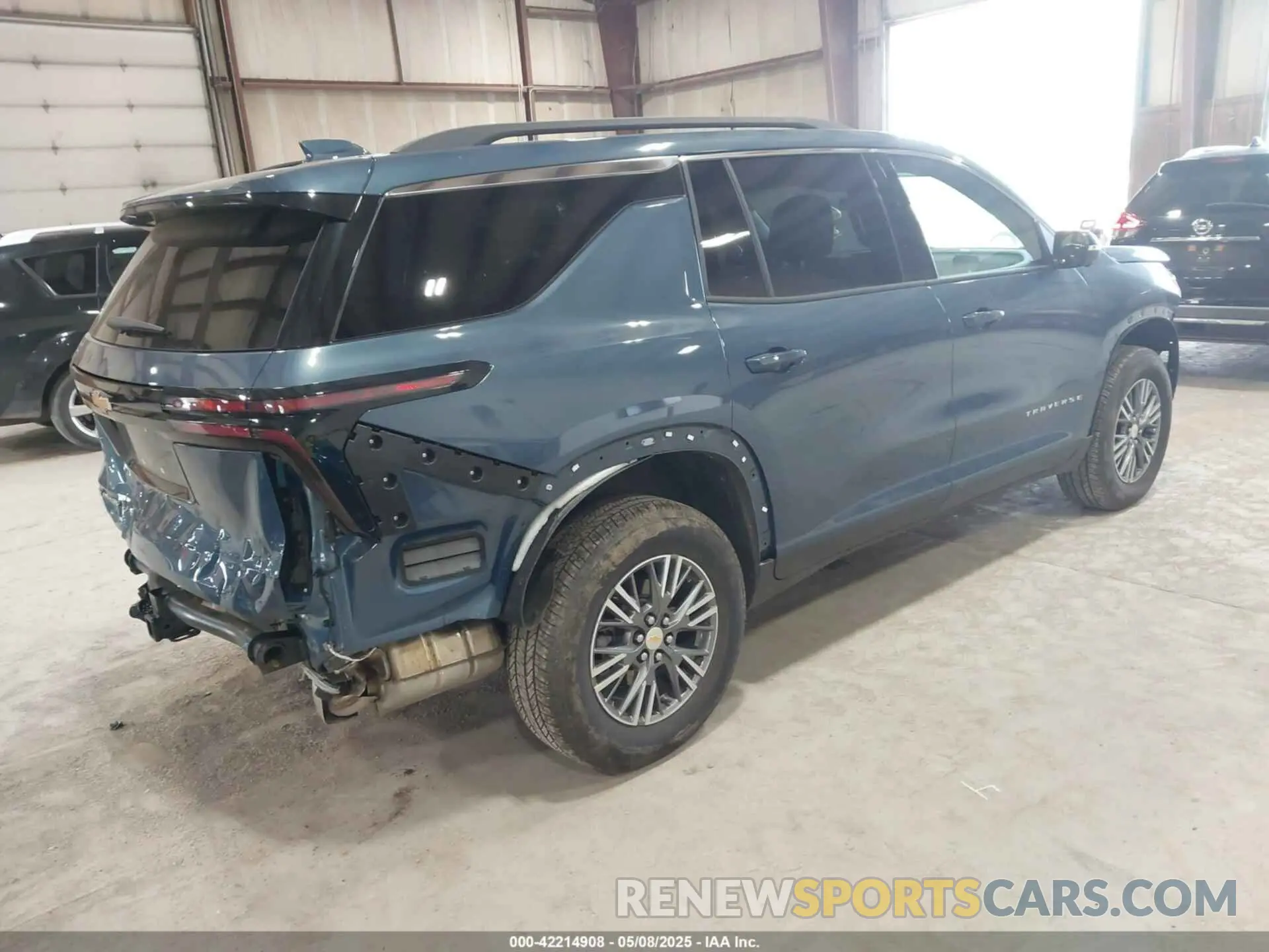 4 Photograph of a damaged car 1GNEVGRS2SJ185659 CHEVROLET TRAVERSE 2025