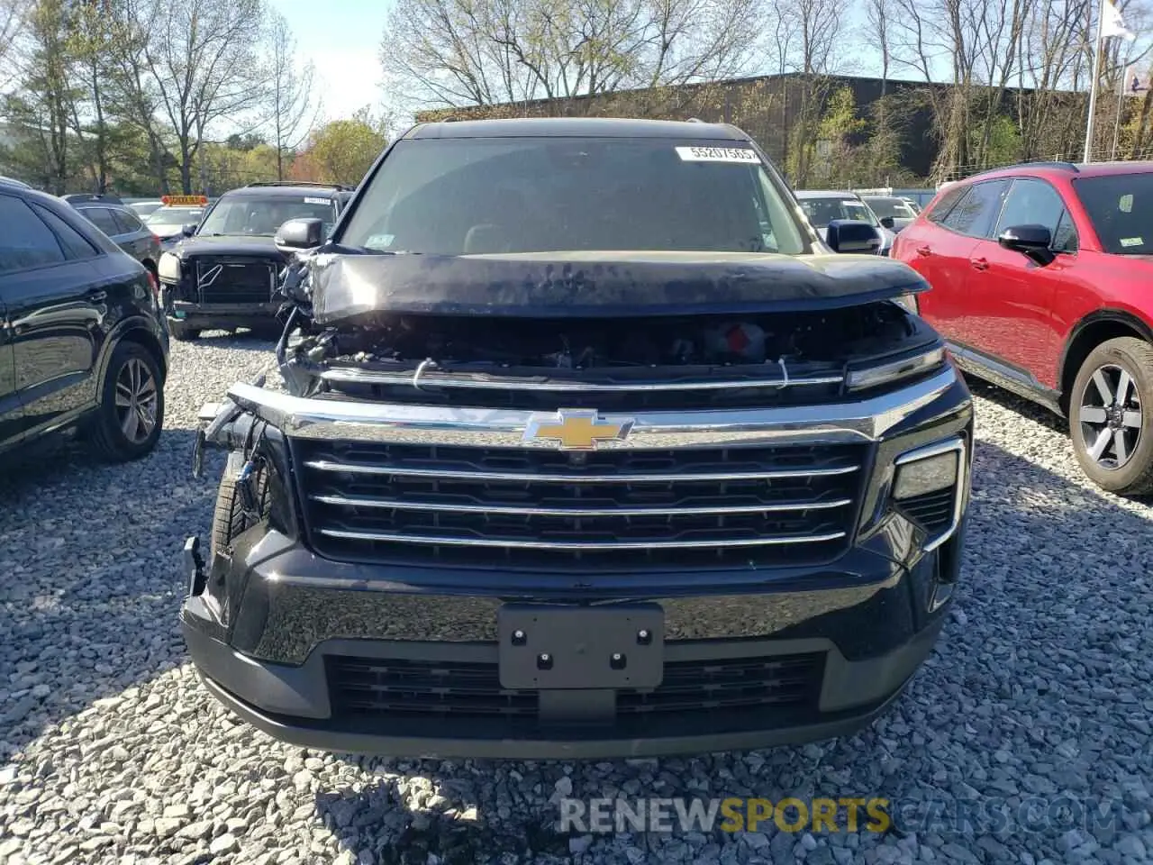 5 Photograph of a damaged car 1GNEVGRS3SJ215882 CHEVROLET TRAVERSE 2025