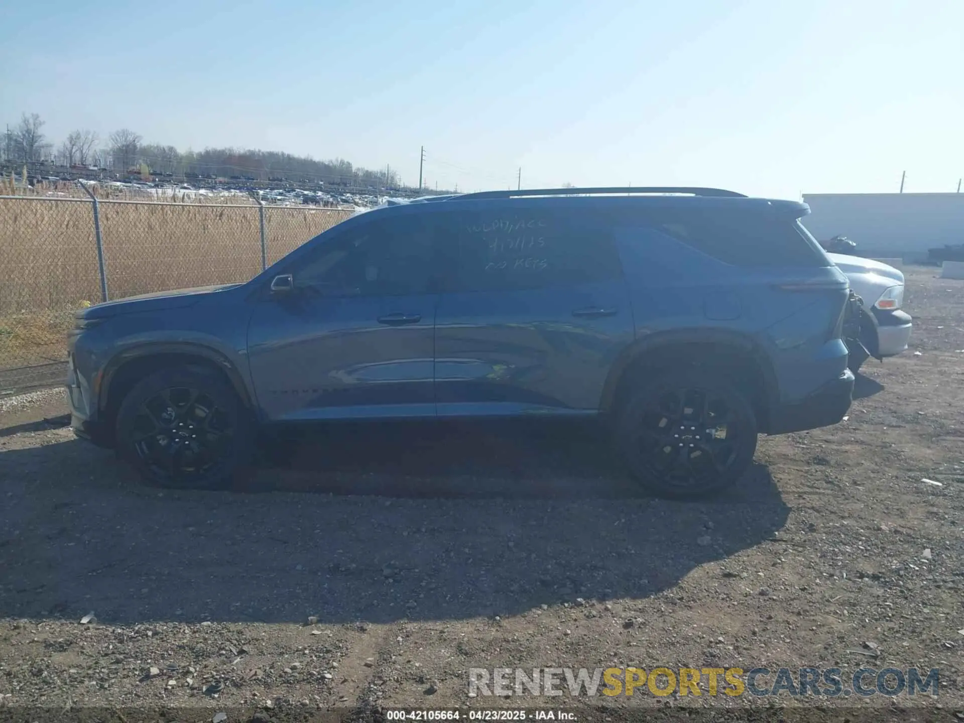 13 Photograph of a damaged car 1GNEVLRS5SJ206433 CHEVROLET TRAVERSE 2025