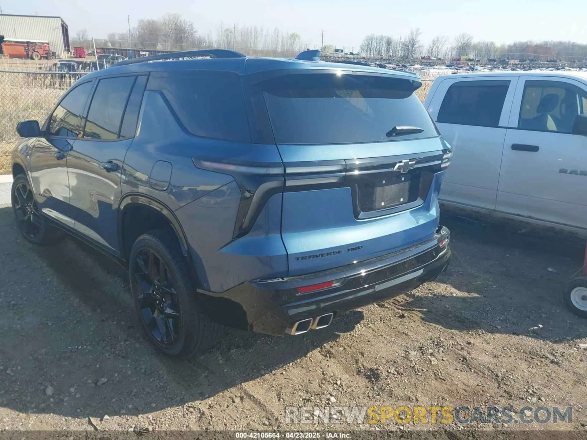 3 Photograph of a damaged car 1GNEVLRS5SJ206433 CHEVROLET TRAVERSE 2025