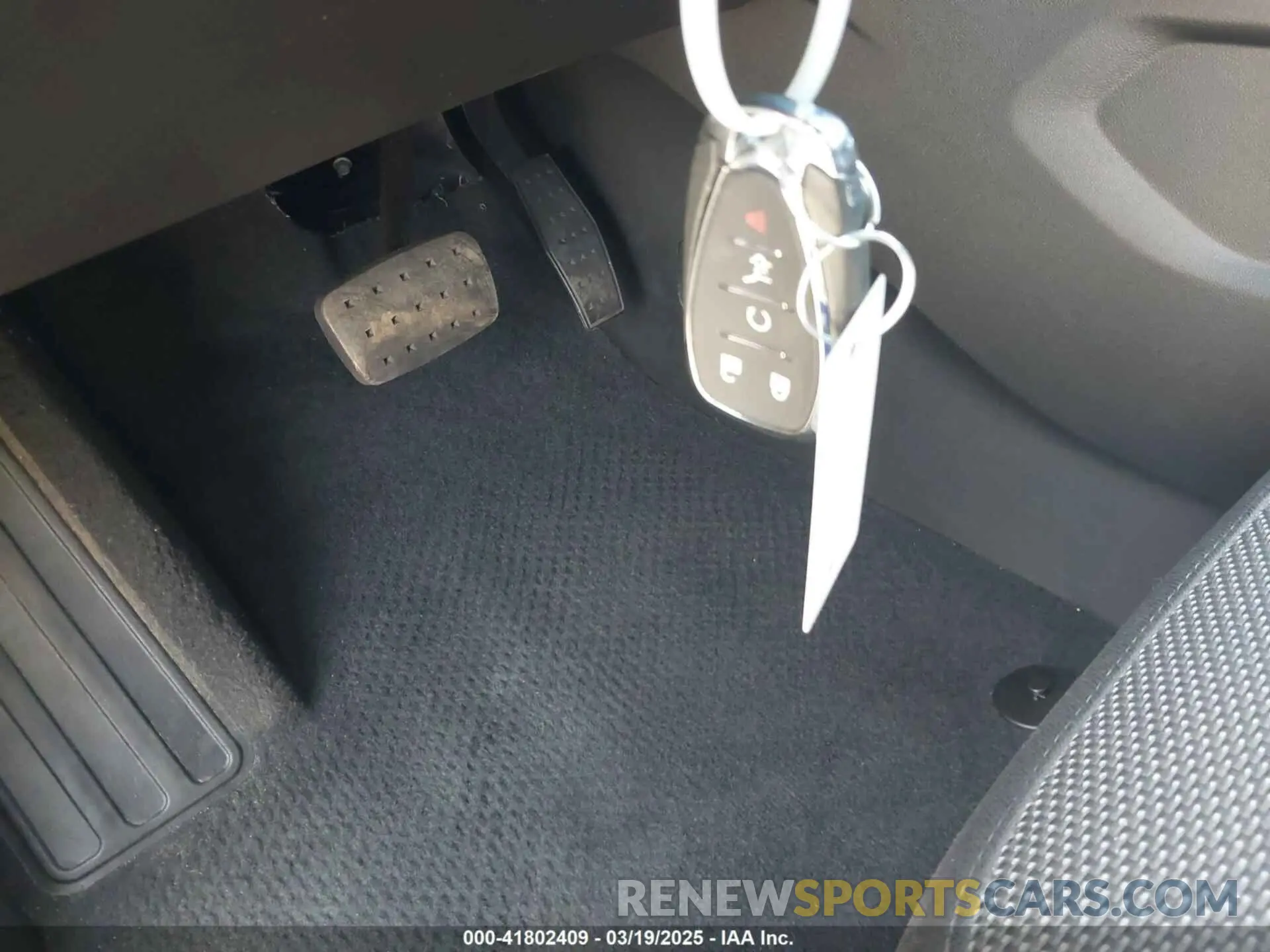 11 Photograph of a damaged car 1GNESVKW4RJ131493 CHEVROLET TRAVERSE LIMITED 2024