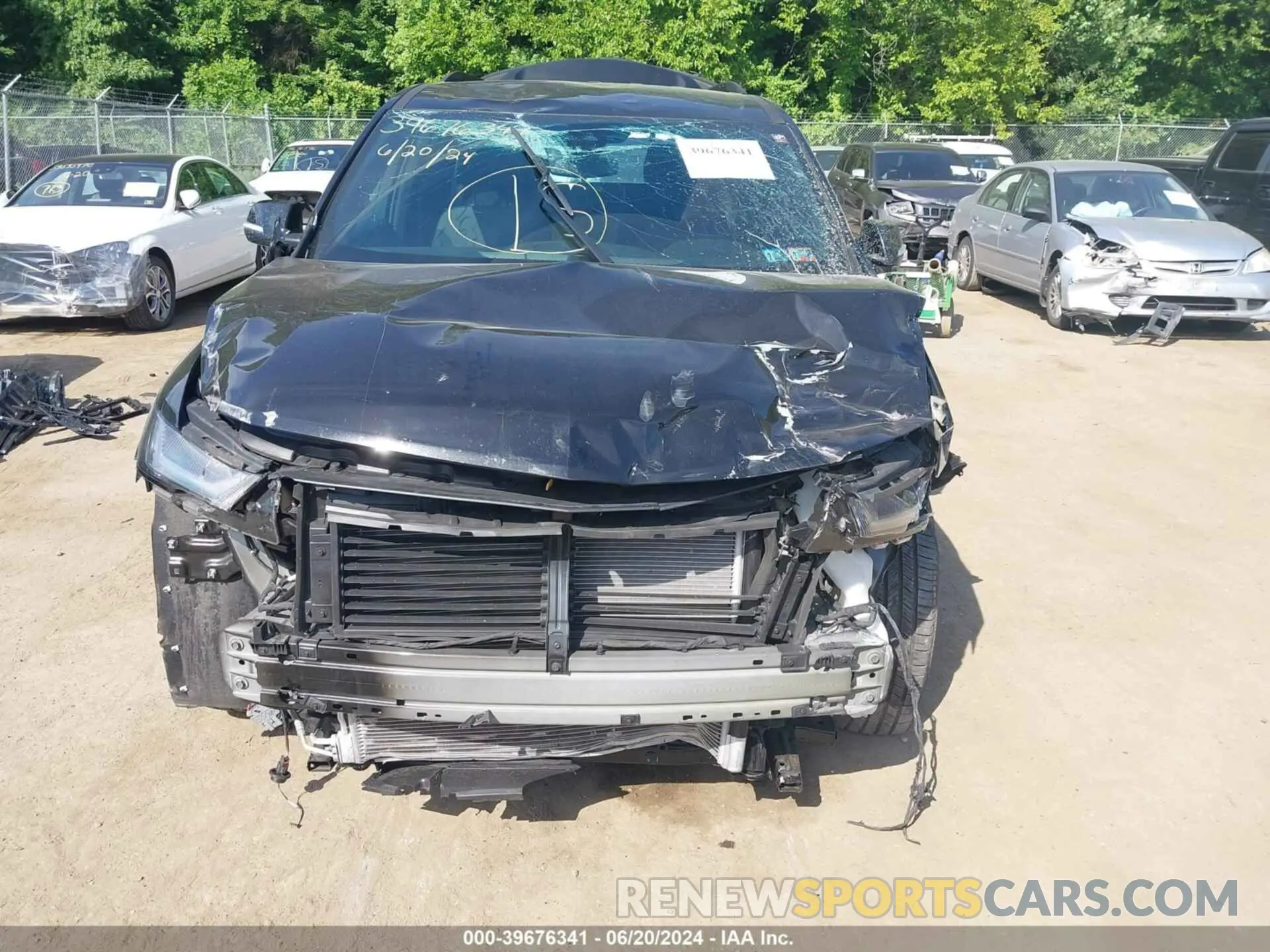 13 Photograph of a damaged car 1GNETVKW6RJ131055 CHEVROLET TRAVERSE LIMITED 2024